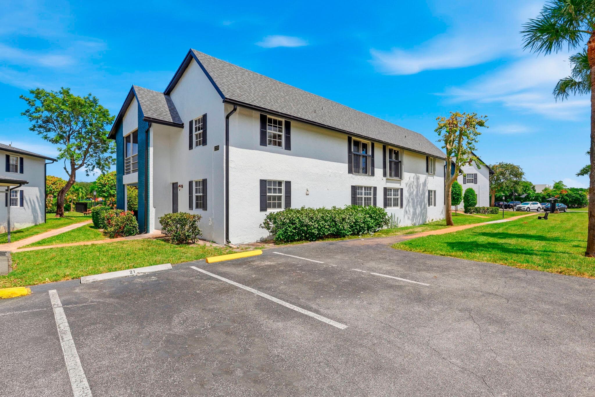 12370 Alternate A1a M5, Cabana Colony, FL 33410