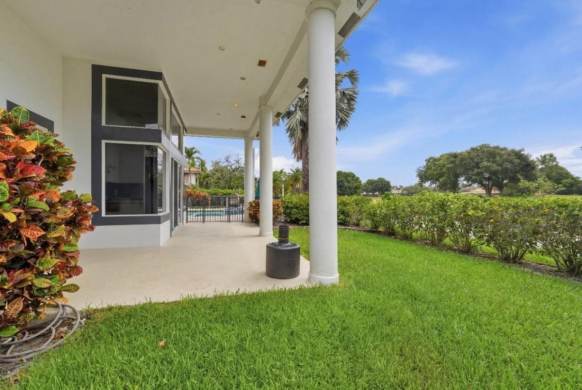 1716 NW 124th Way, Coral Springs, FL 33071 32