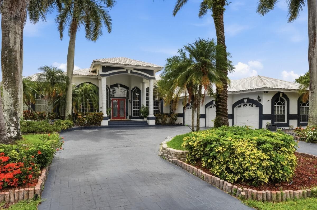 1716 NW 124th Way, Coral Springs, FL 33071 2