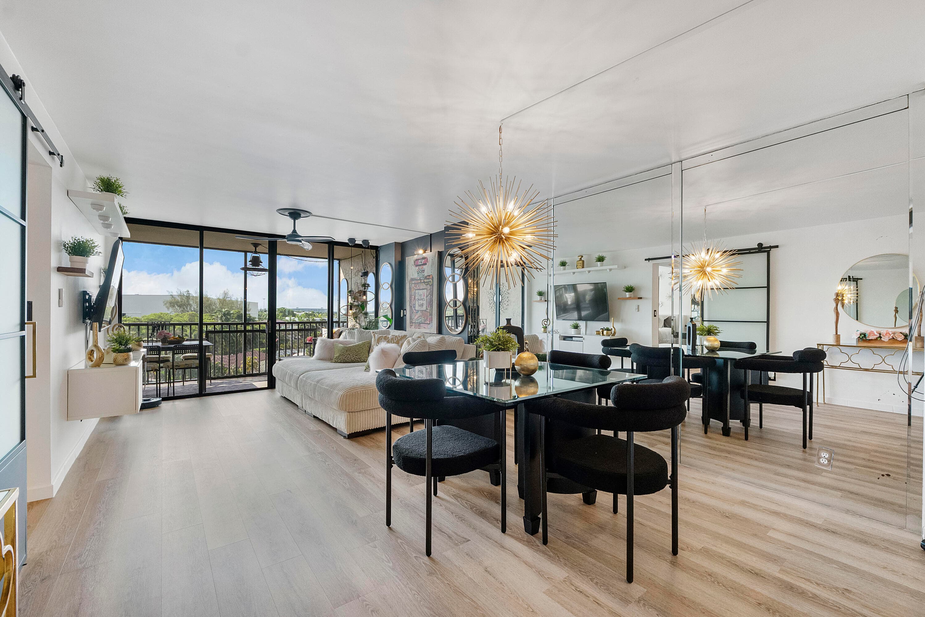 13 Royal Palm Way 5030, Boca Raton, FL 33432 5