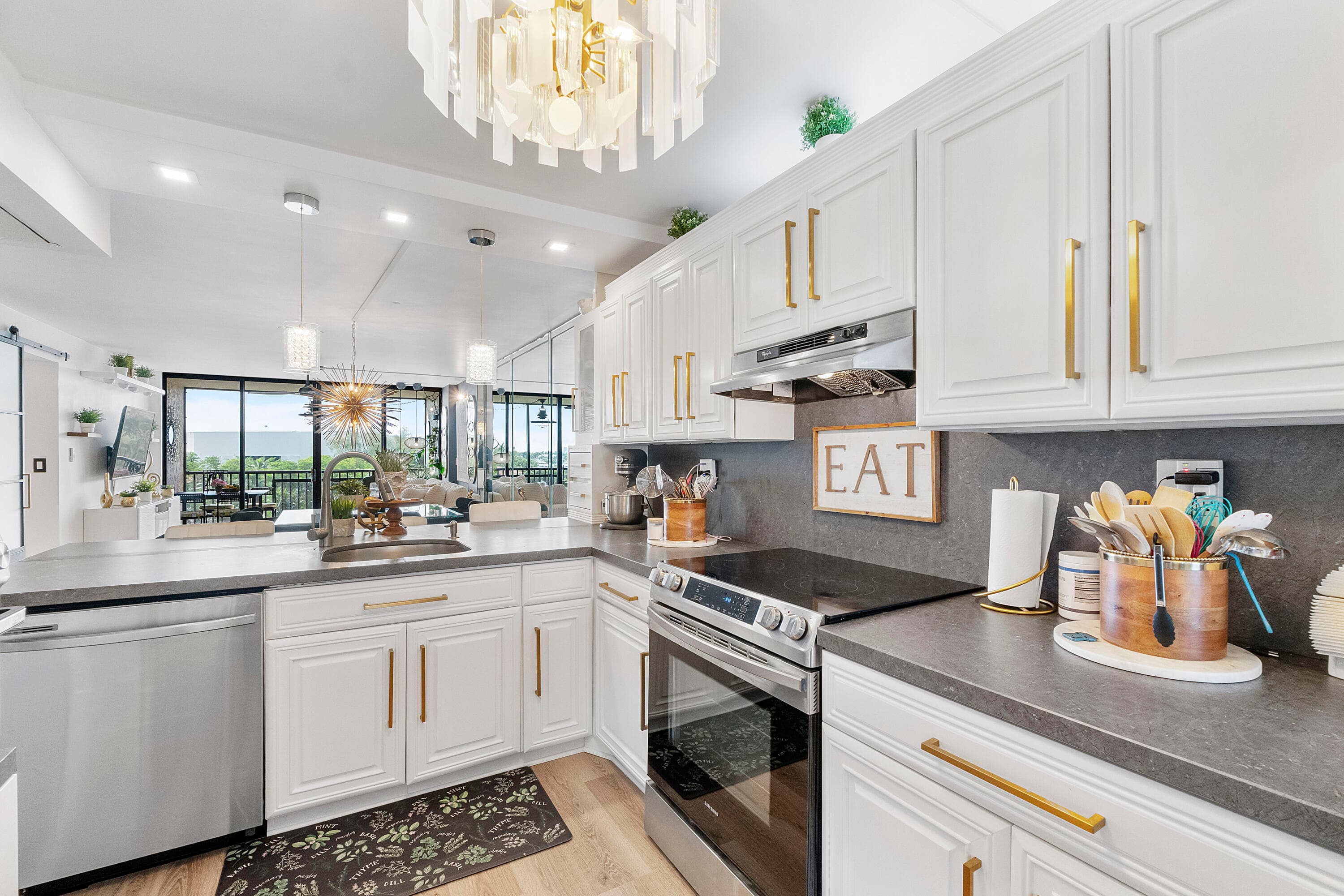 13 Royal Palm Way 5030, Boca Raton, FL 33432