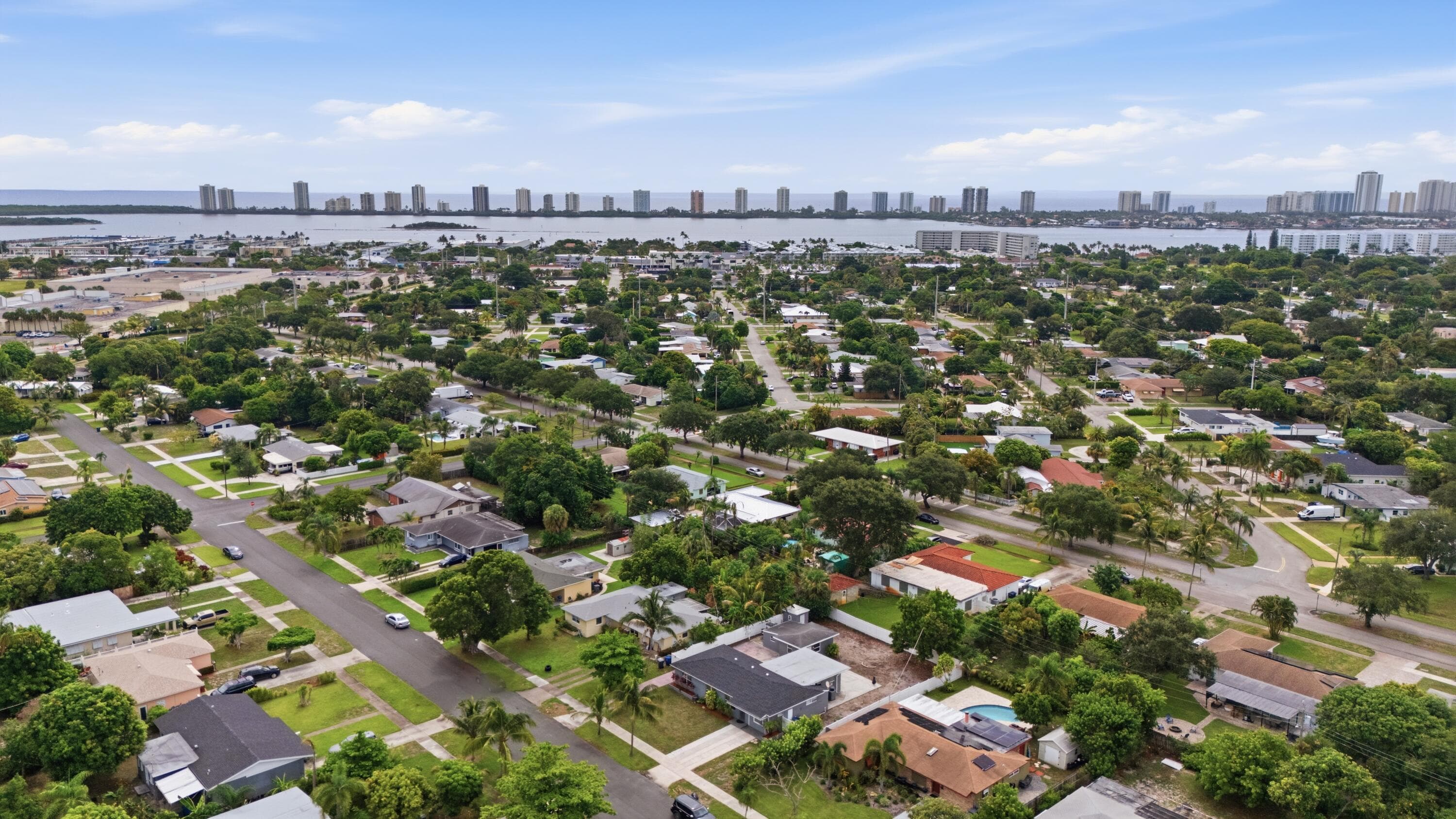 434 Australian Circle, Lake Park, FL 33403 28