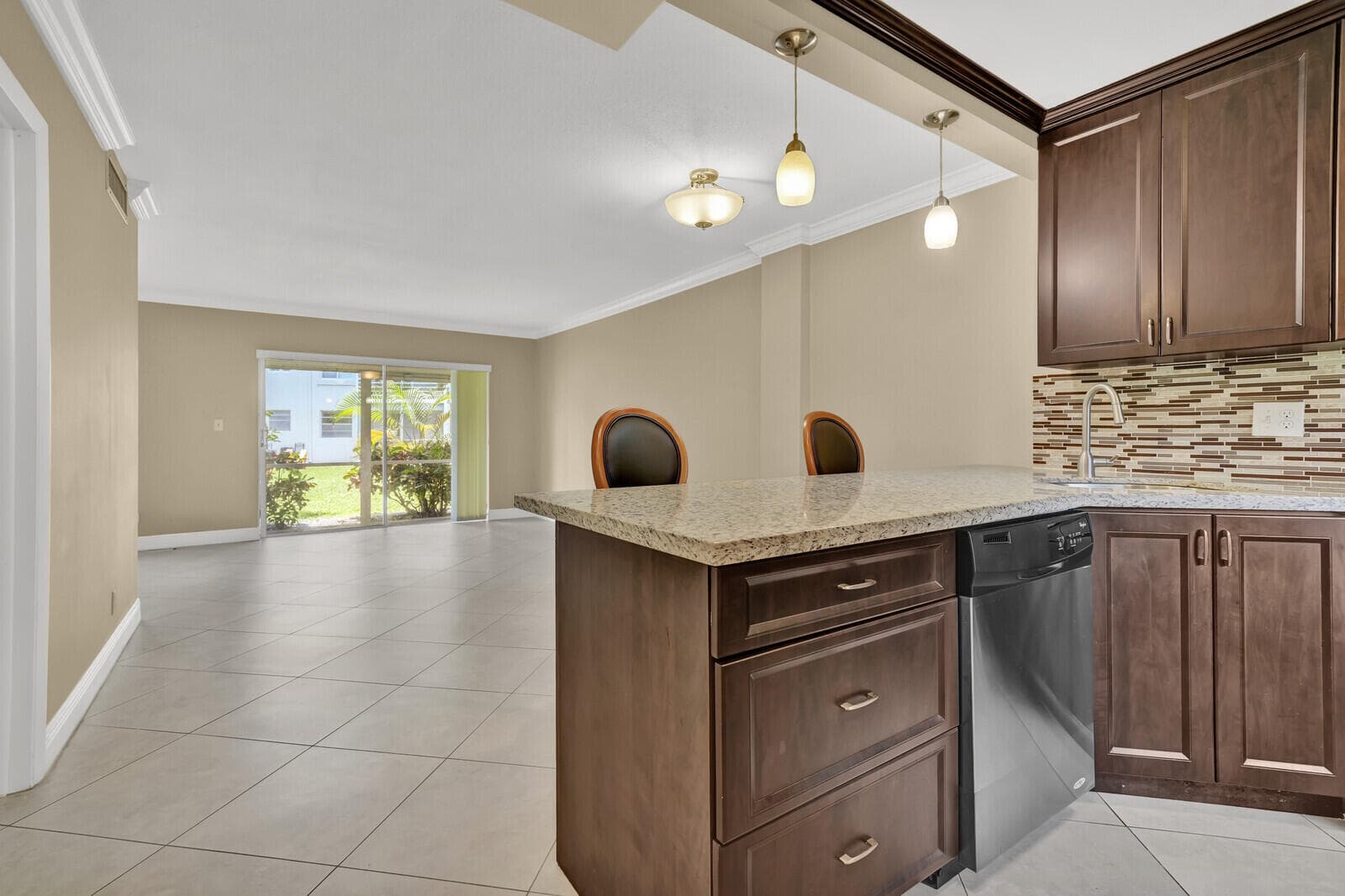 5501 NW 2nd Avenue 111, Boca Raton, FL 33487 10