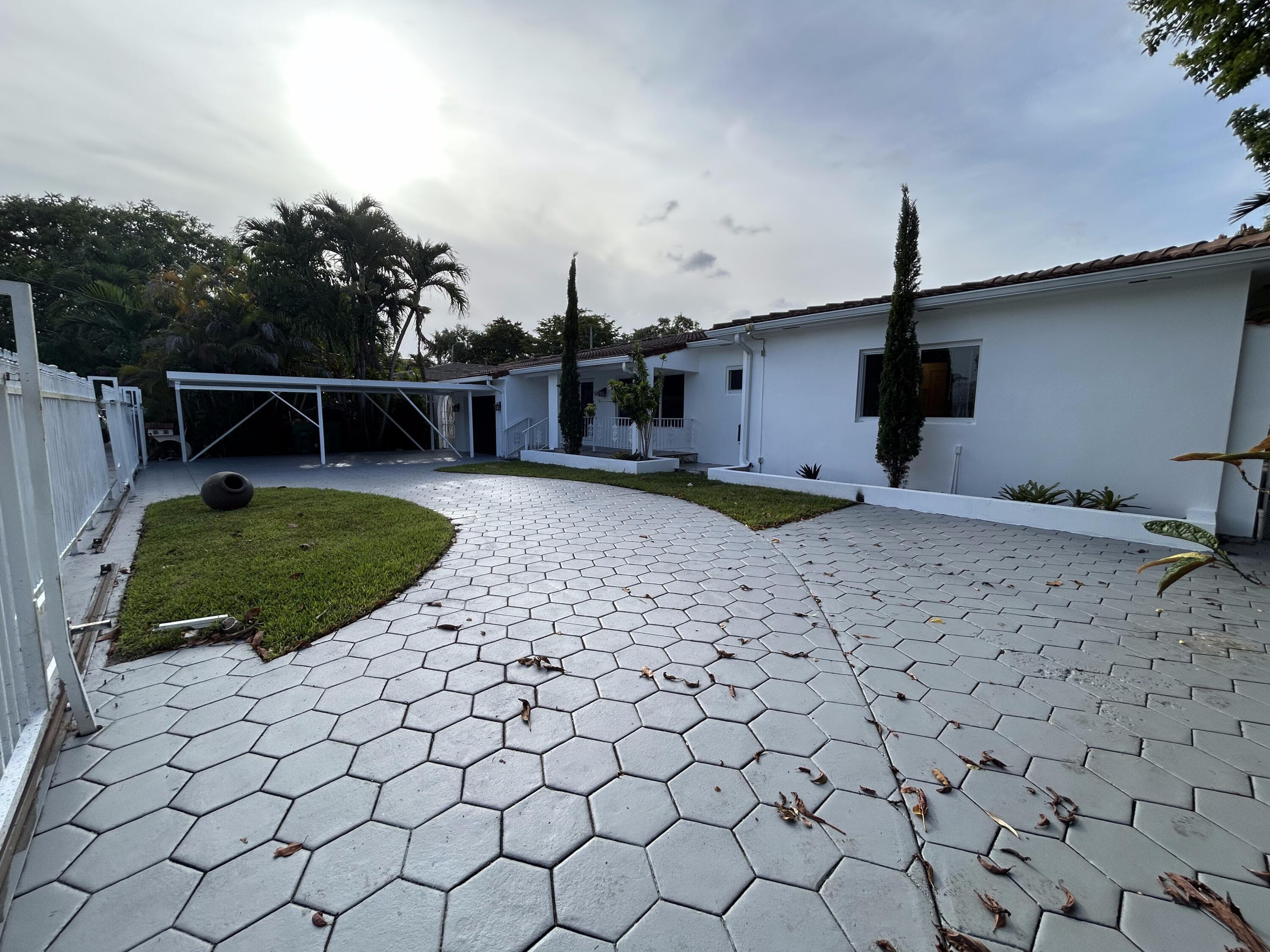 5757 SW 3rd Street, Miami, FL 33144 4