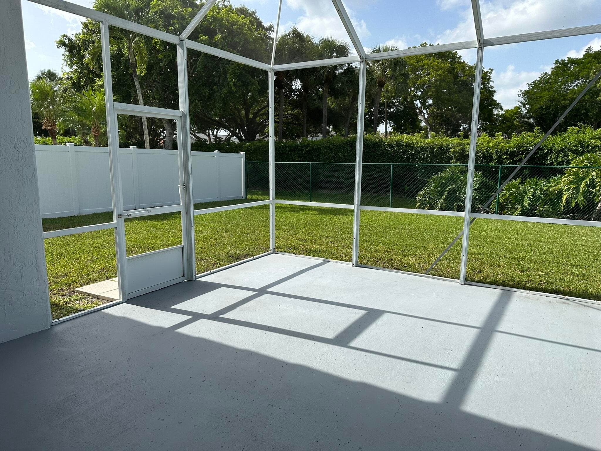 16323 SW 6th Street, Pembroke Pines, FL 33027 33