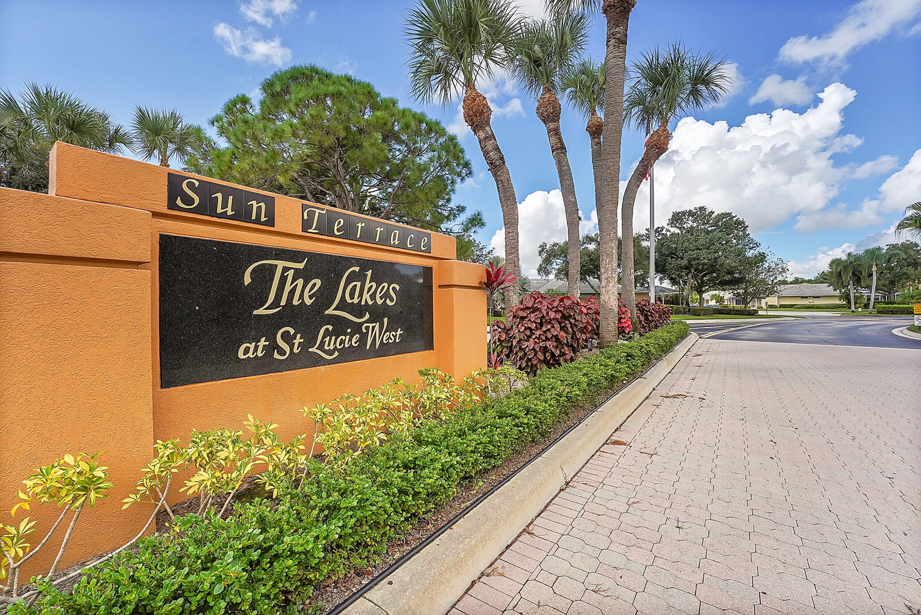 1228 NW Sun Terrace Circle B, Port St. Lucie, FL 34986 32