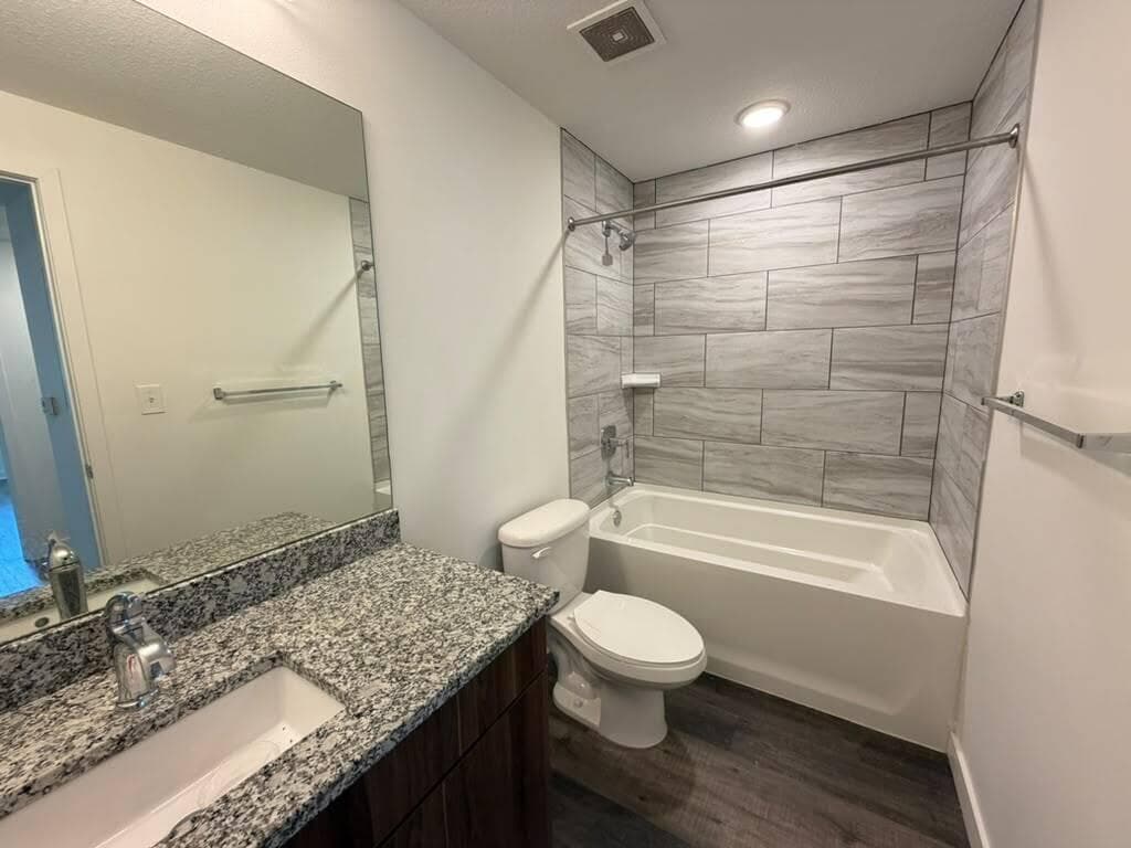 4290 Lakewood Road 204, Lake Worth, FL 33461 25