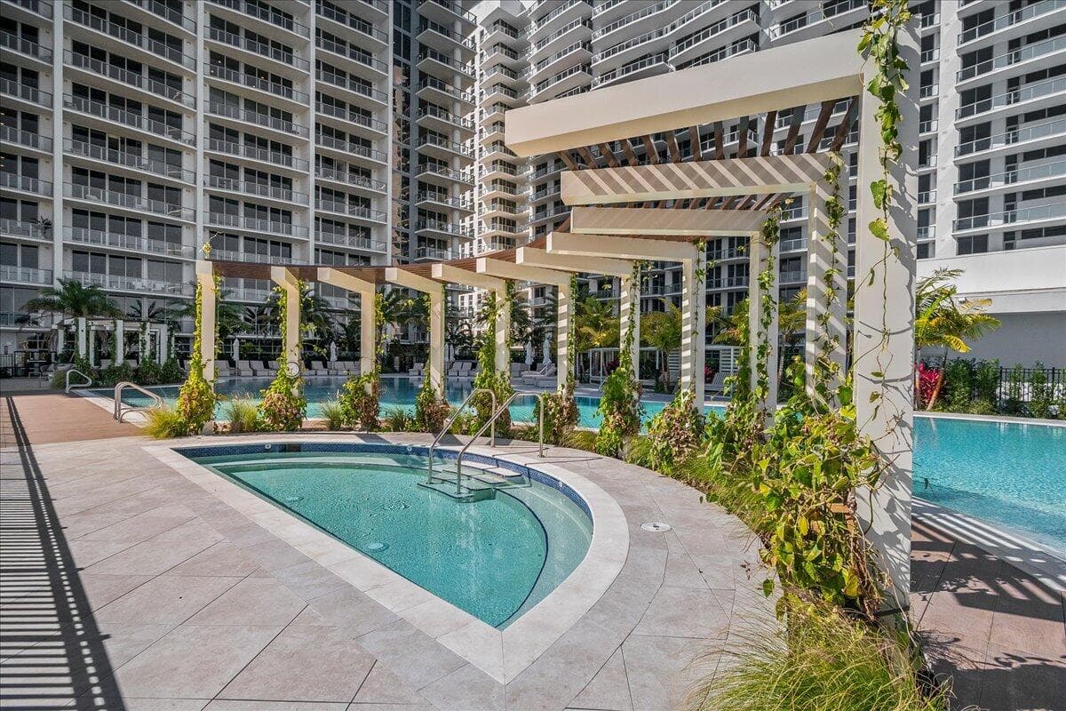 220 Lake Shore Drive 917, Lake Park, FL 33403 55