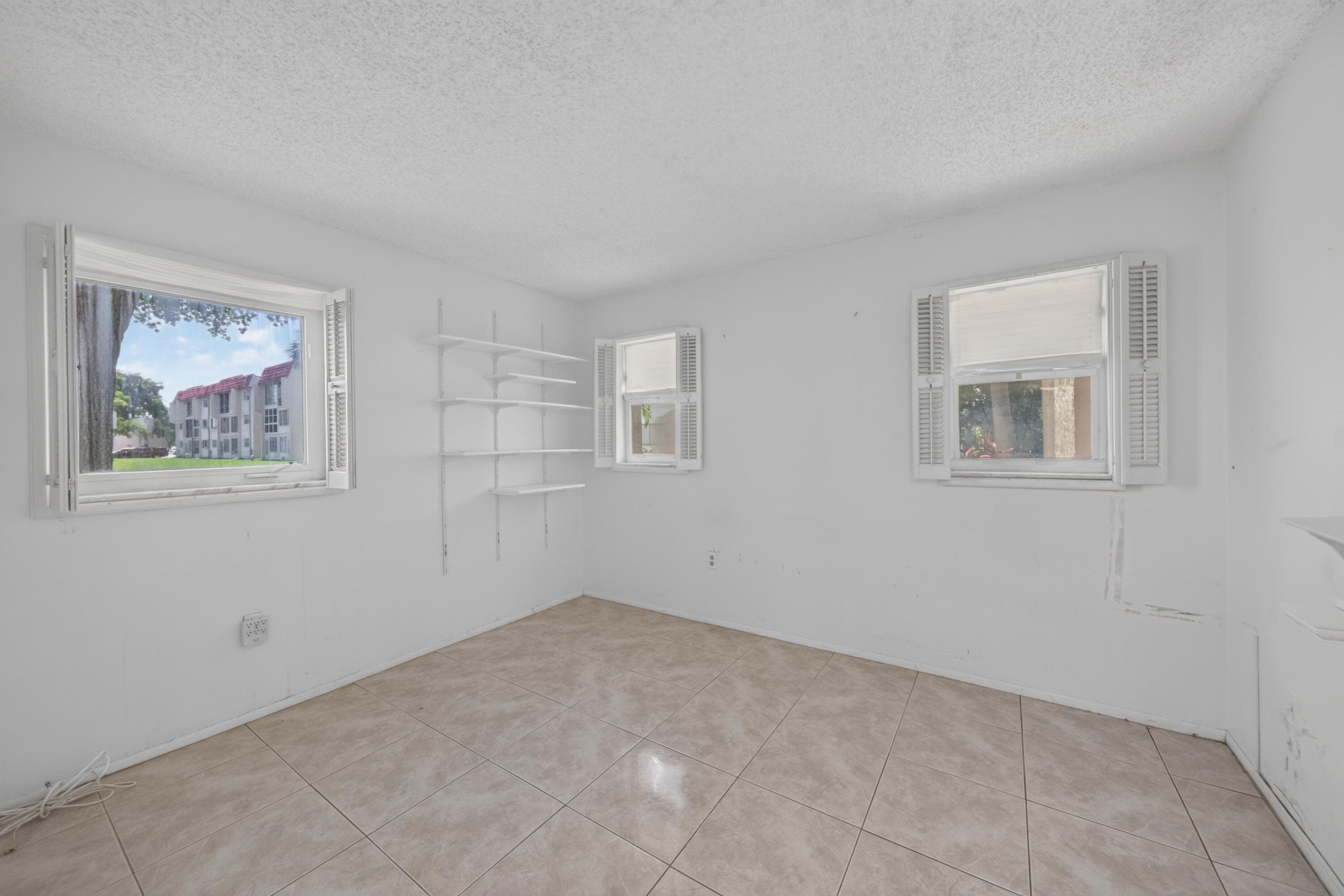 8101 N Sunrise Lakes Drive N 112, Sunrise, FL 33322 14