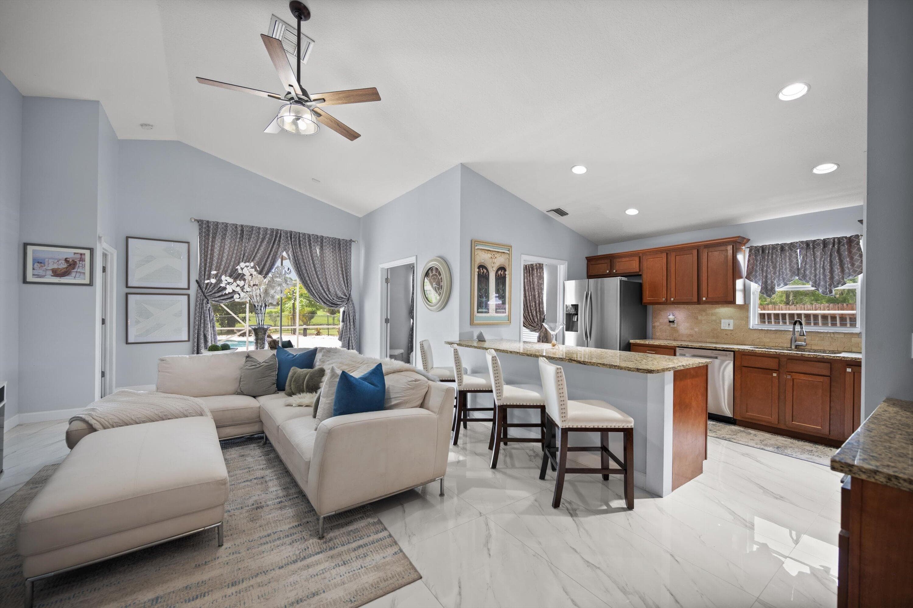 133 Nottingham Road, Royal Palm Beach, FL 33411 5