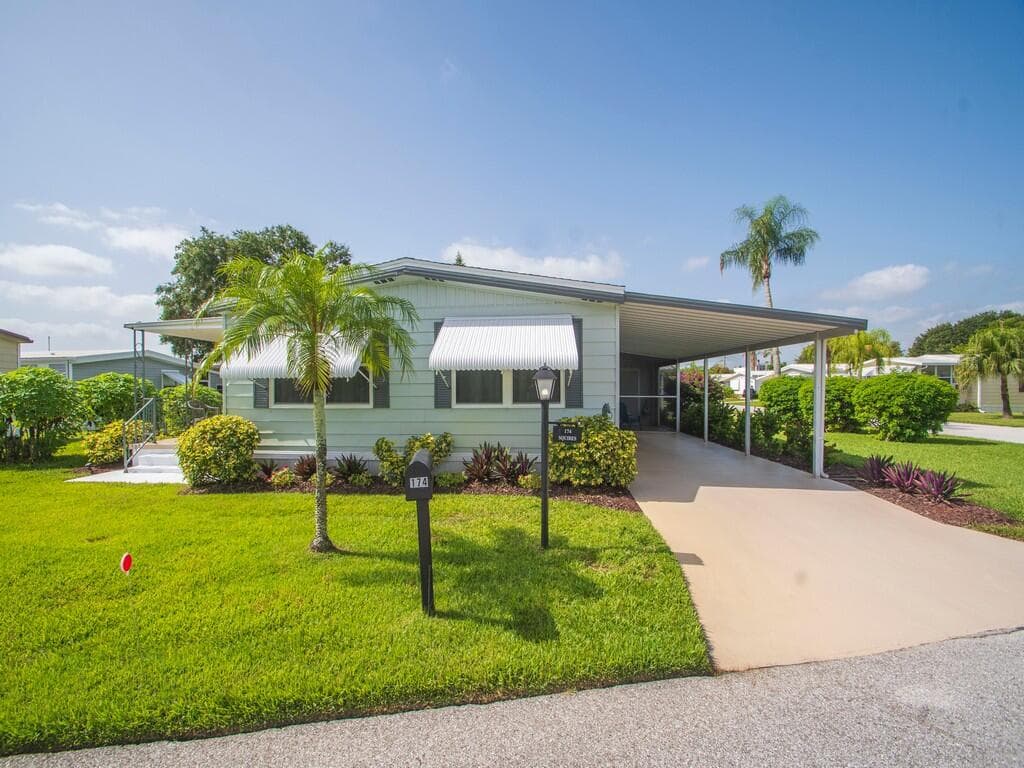 174 NE Emerald Drive, Jensen Beach, FL 34957 3