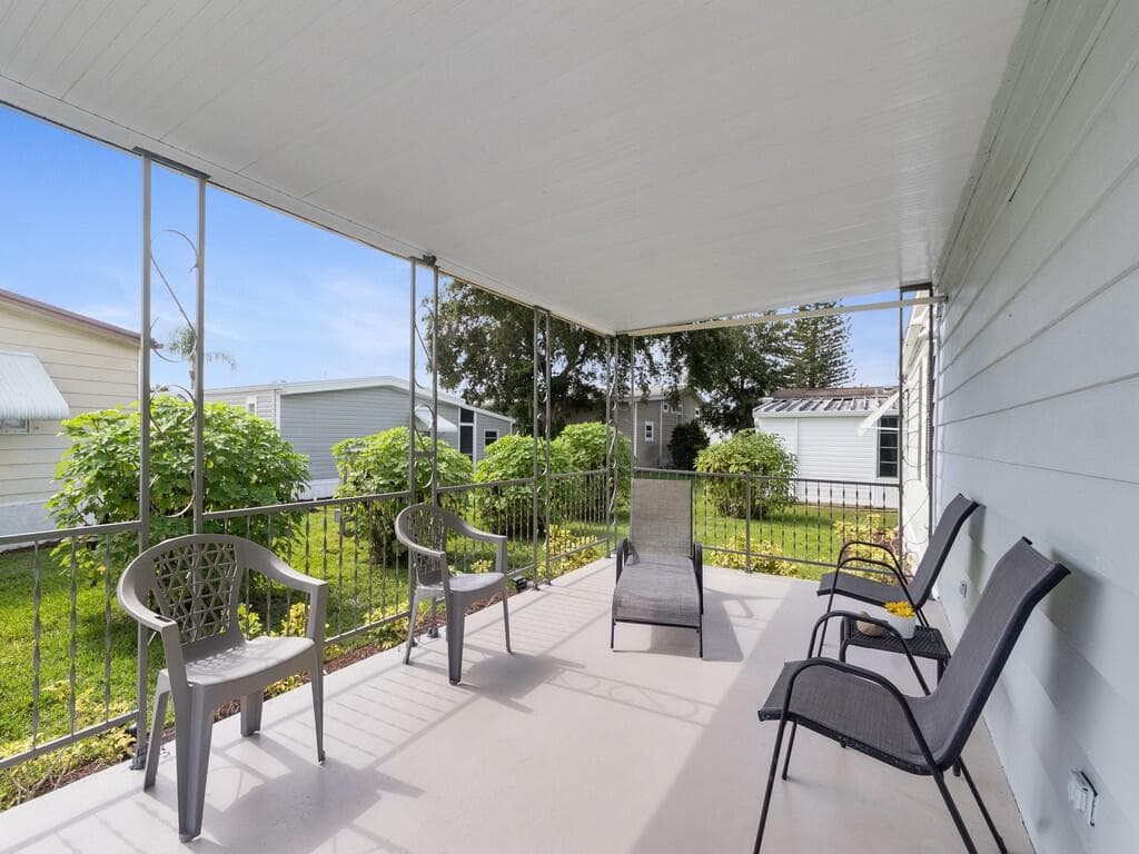 174 NE Emerald Drive, Jensen Beach, FL 34957 31