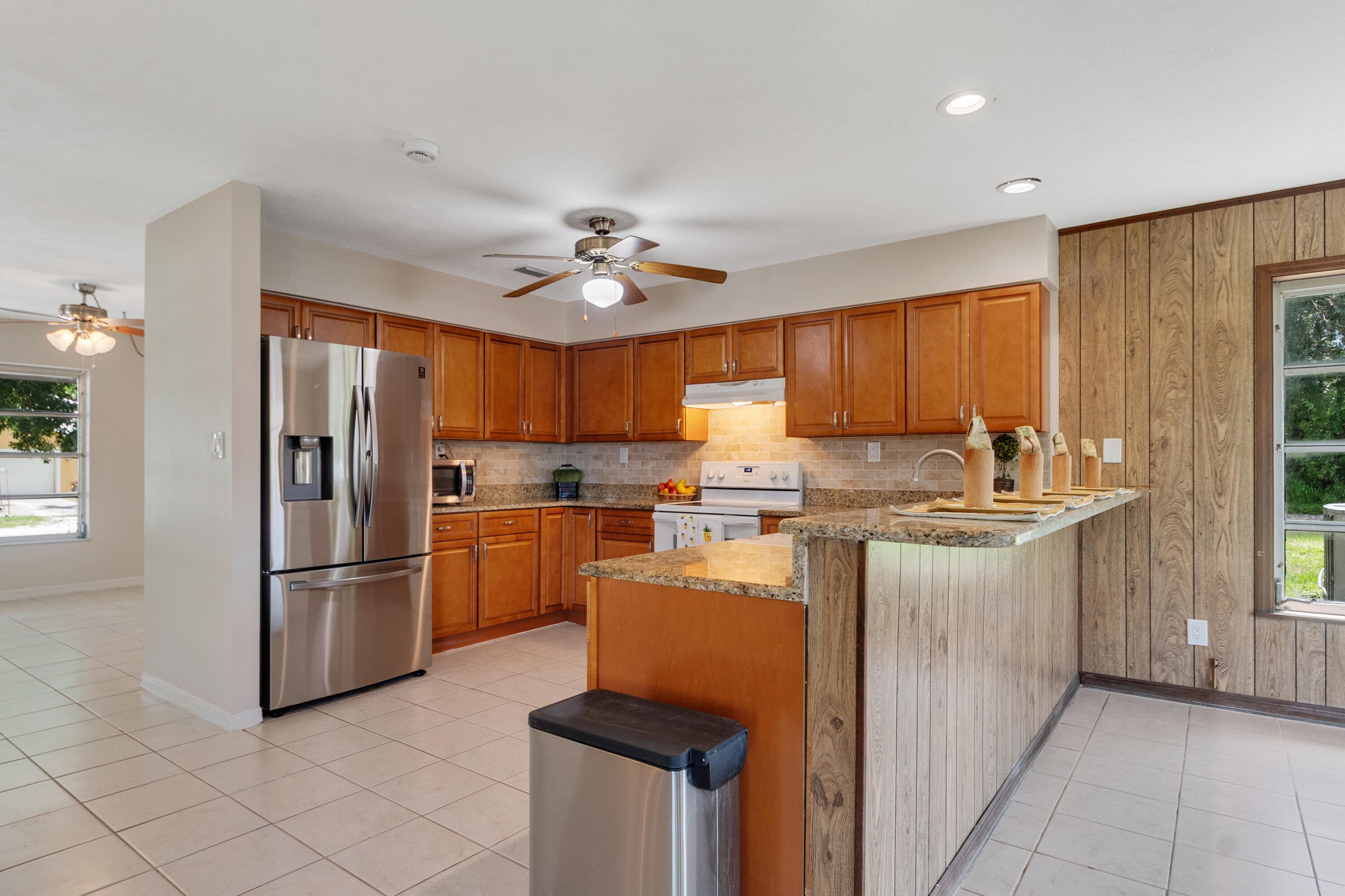 5605 38TH Street, Vero Beach, FL 32966 6