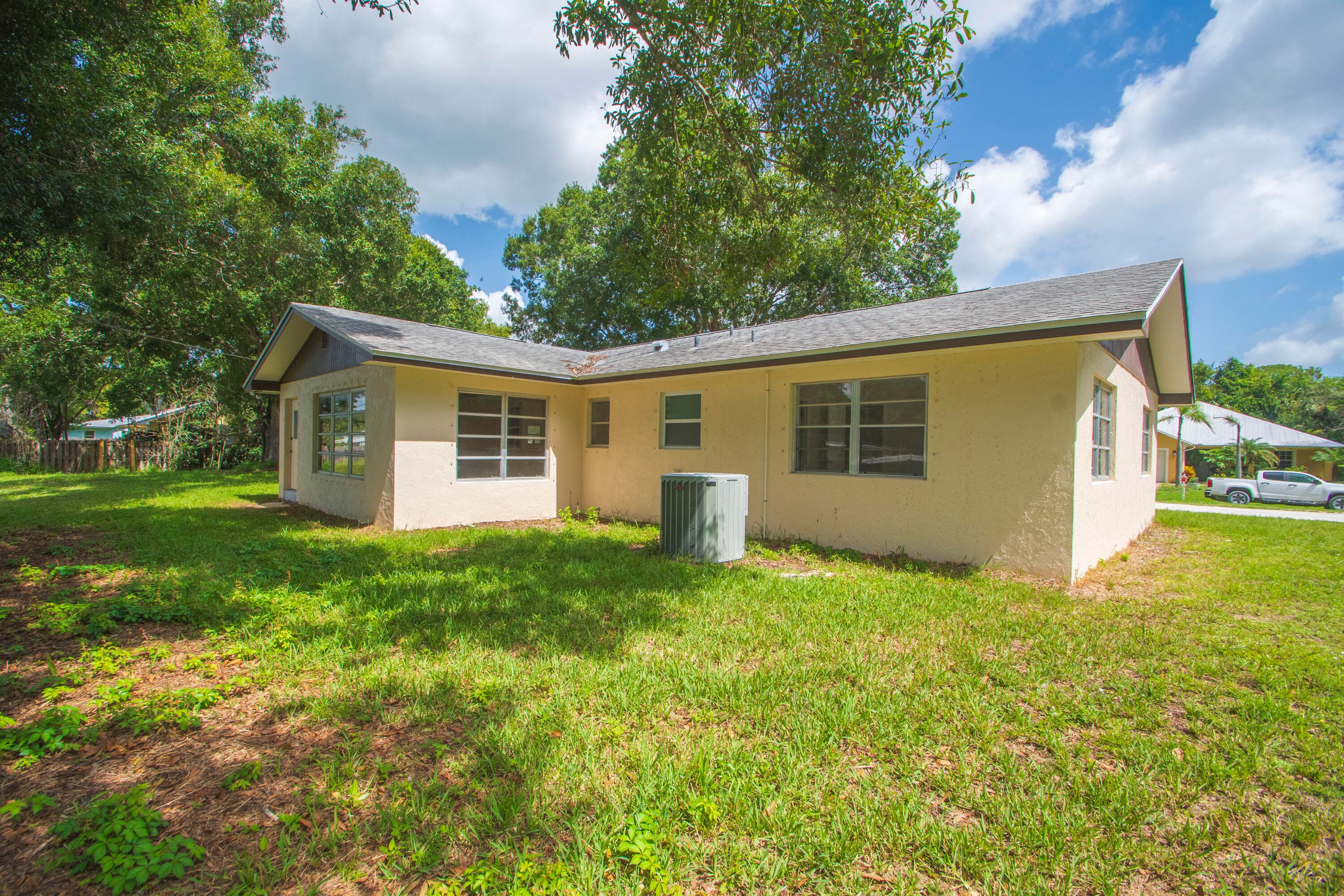 5605 38TH Street, Vero Beach, FL 32966 27