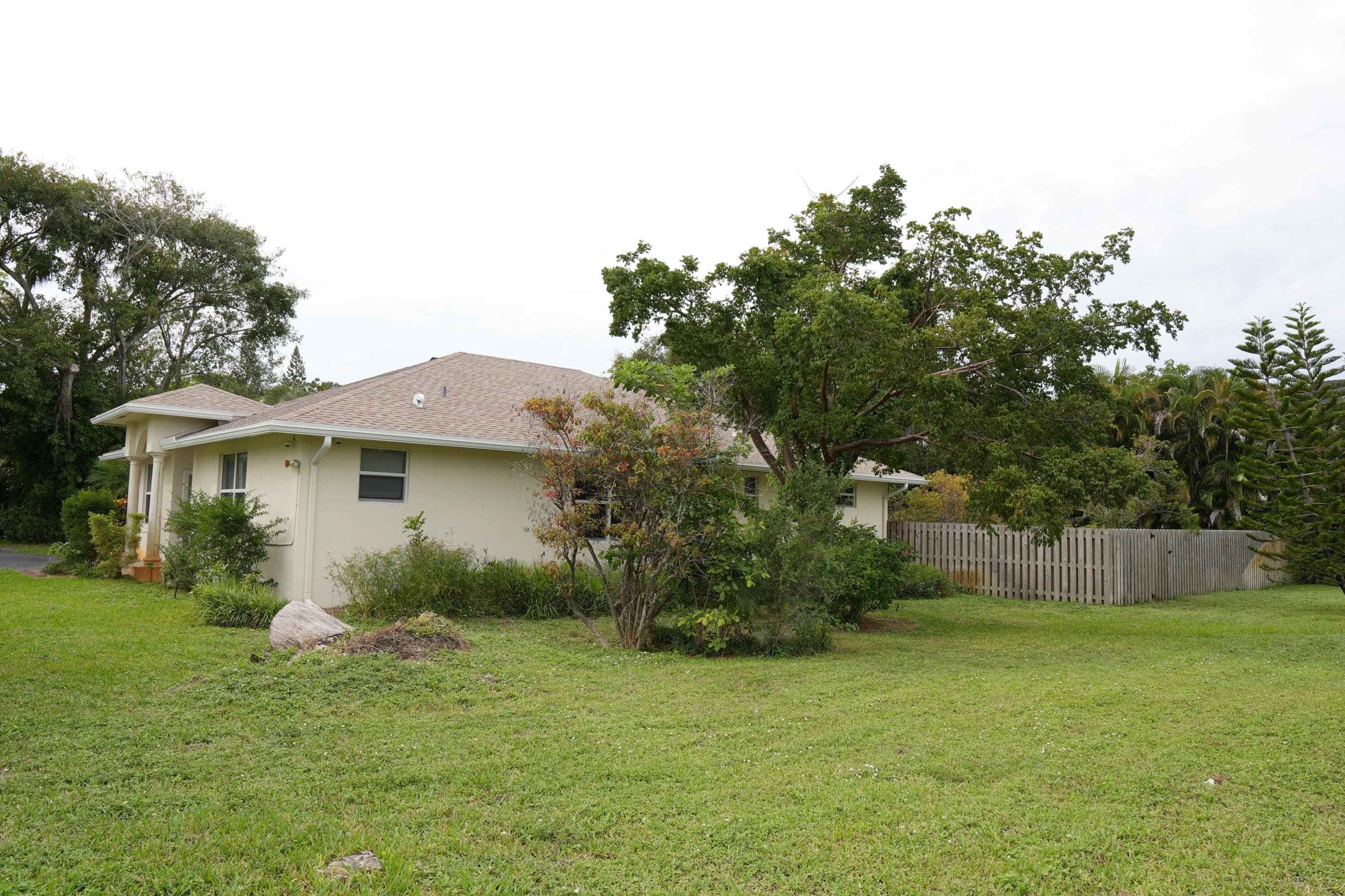 821 SW 13TH Court, Pompano Beach, FL 33060 3