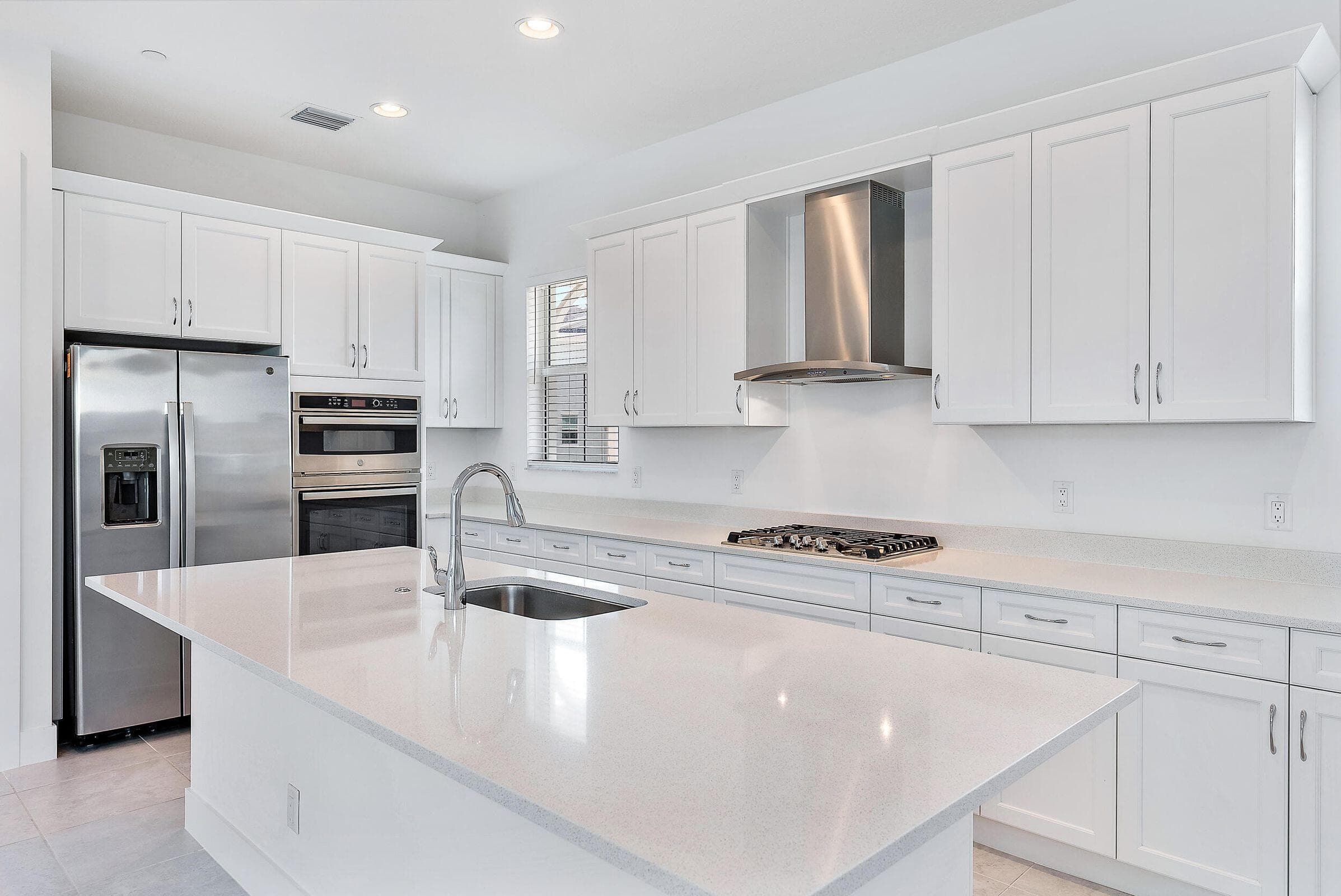 12625 MACHIAVELLI Way, Palm Beach Gardens, FL 33418 13