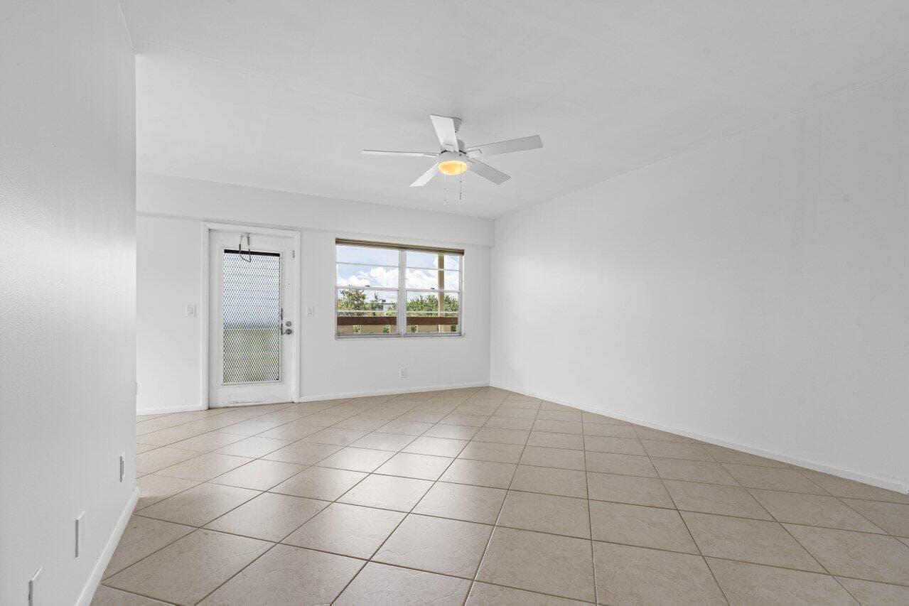 74 MANSFIELD B, Boca Raton, FL 33434 3