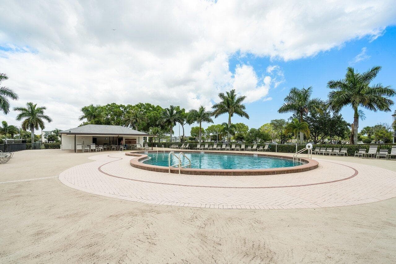 74 MANSFIELD B, Boca Raton, FL 33434 28
