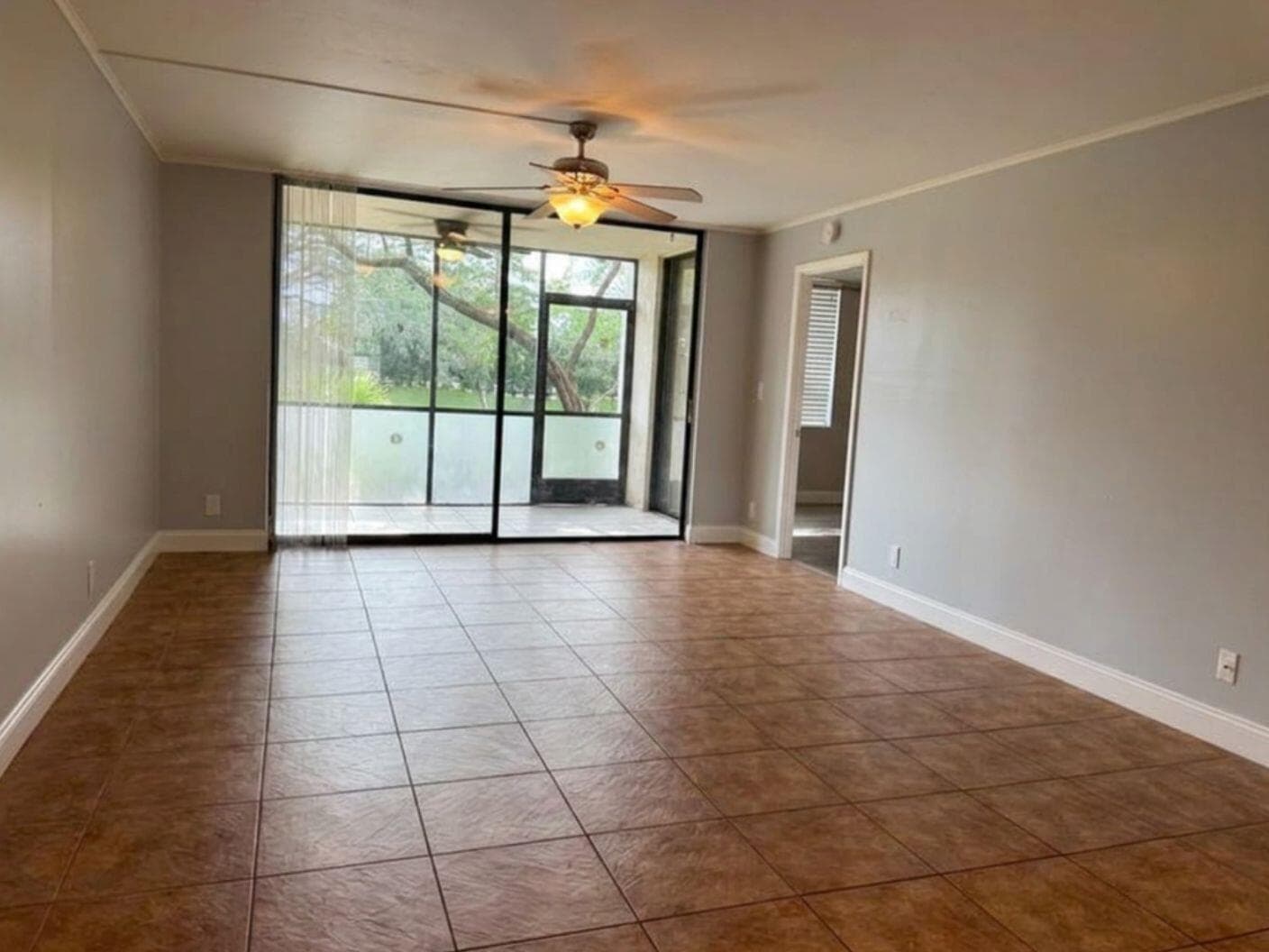 7340 NW 1ST Street 103, Plantation, FL 33317 4