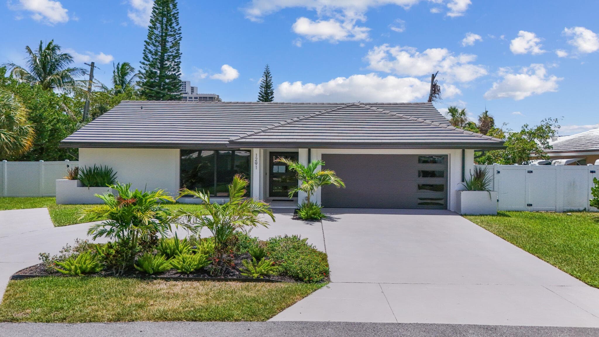 1291 Bimini Lane, Singer Island, FL 33404 3