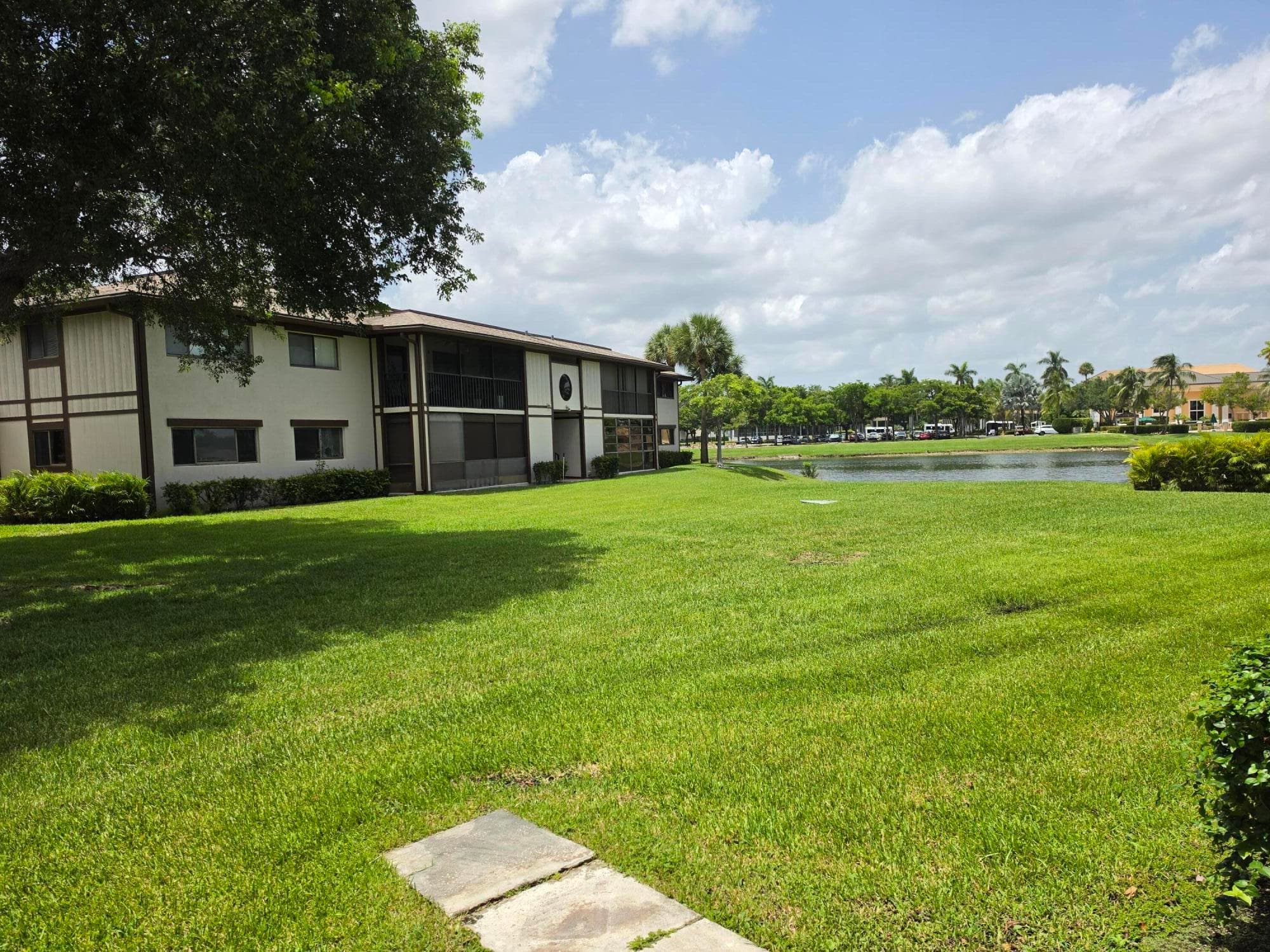 9895 N BELFORT Circle 110, Tamarac, FL 33321 59