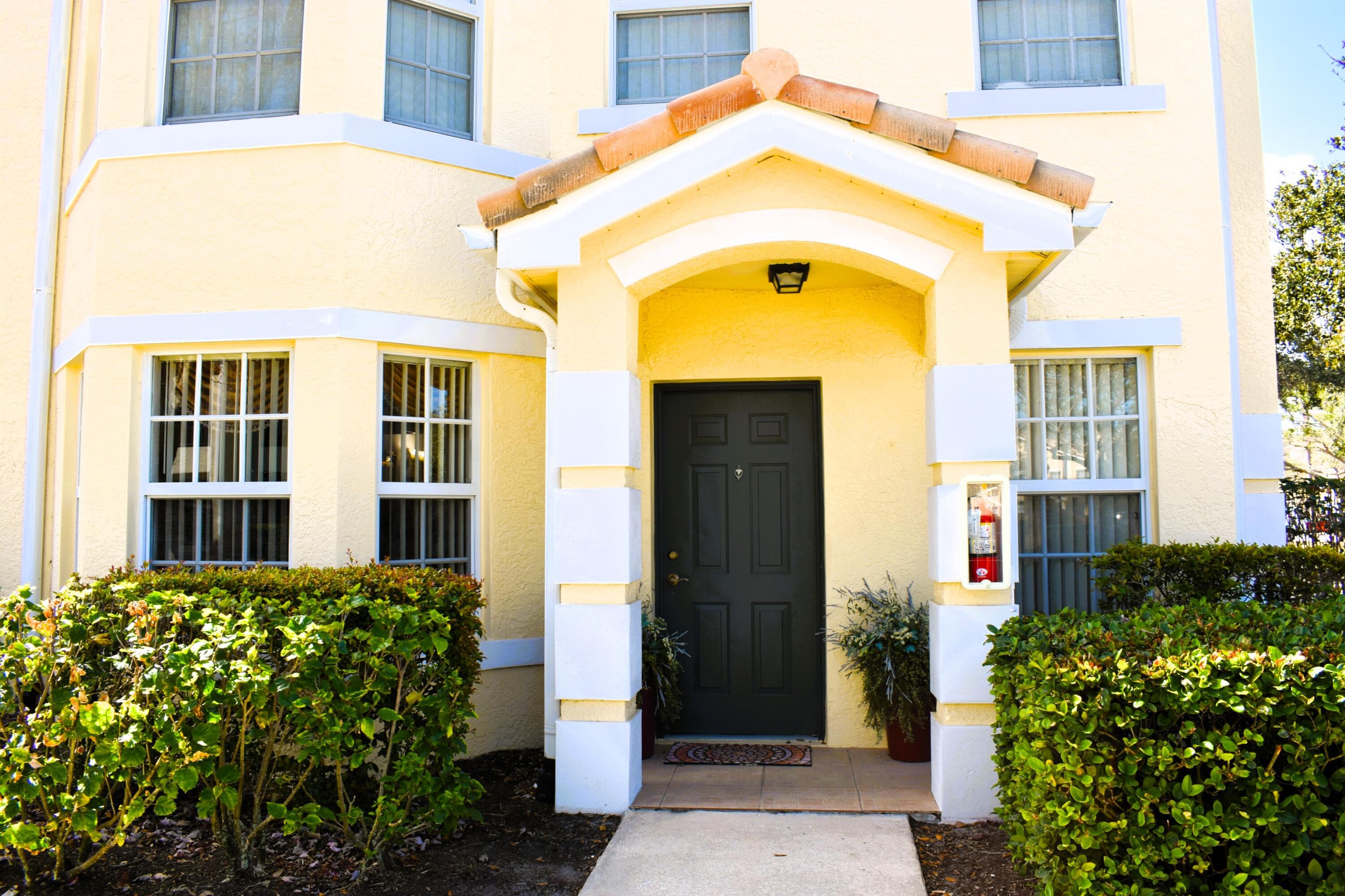 142 SW PEACOCK Boulevard 22-101, Port St. Lucie, FL 34986 23