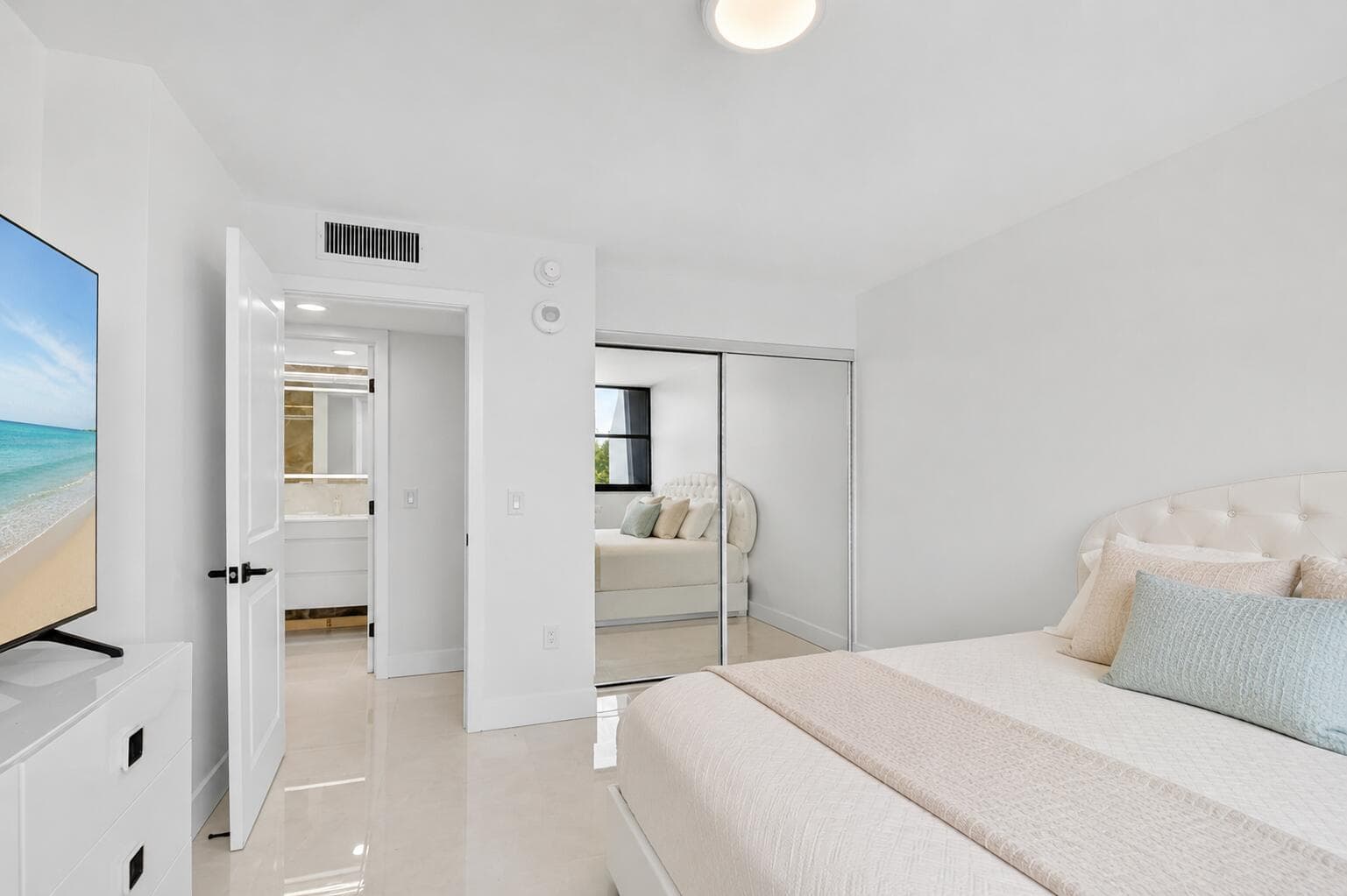 5600 N Flagler Drive Unit 207, West Palm Beach, FL 33407 16