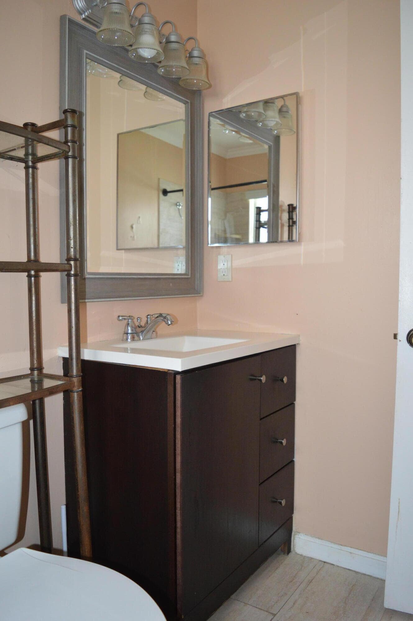 9194 NW 49TH Court, Sunrise, FL 33351 22