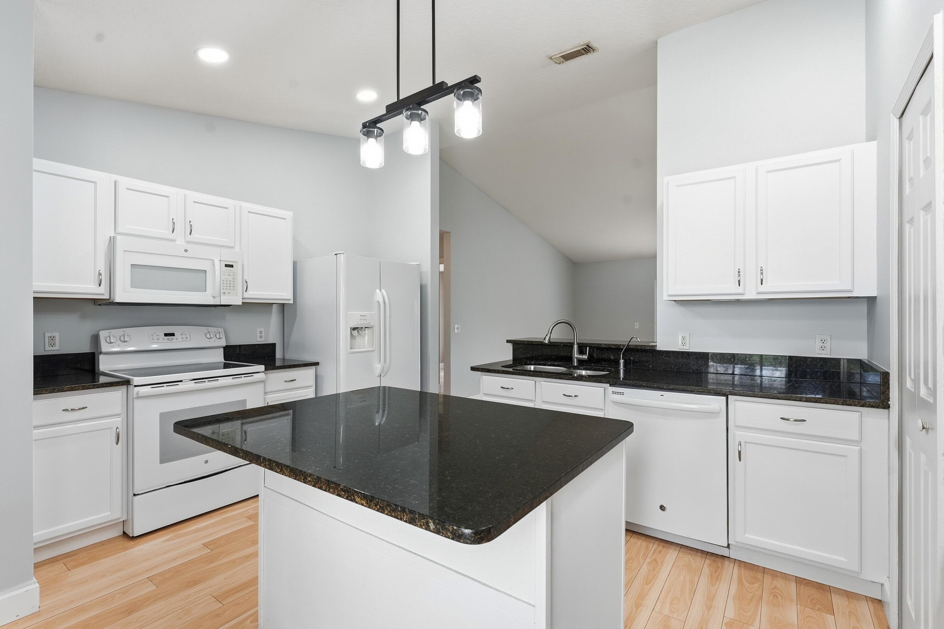 292 SW Pagoda Terrace, Port St. Lucie, FL 34984 11
