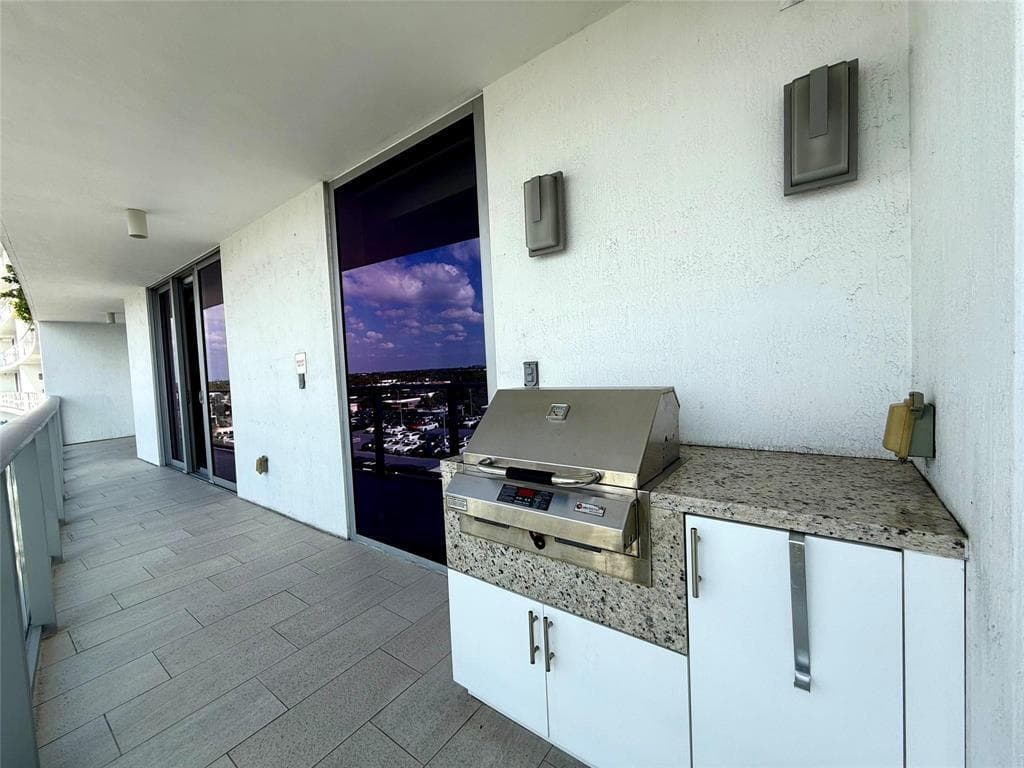 1180 N FEDERAL Highway 809, Fort Lauderdale, FL 33304 18