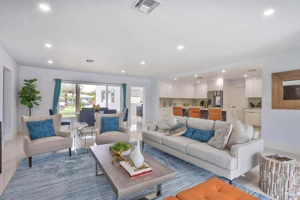1631 Poinsettia Drive, Fort Lauderdale, FL 33305 9
