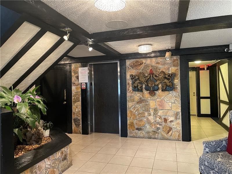 3690 INVERRARY Drive 2Z, Lauderhill, FL 33319 30