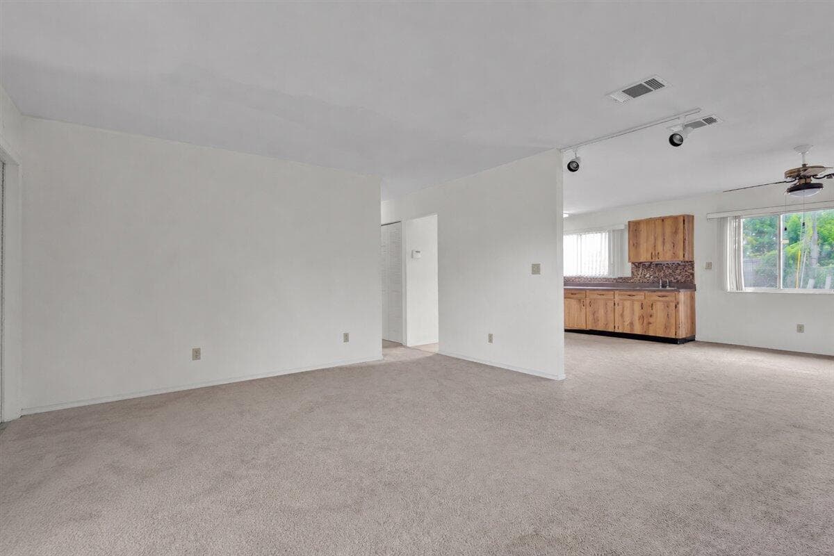 2118 SW Airoso Boulevard, Port St. Lucie, FL 34984 12