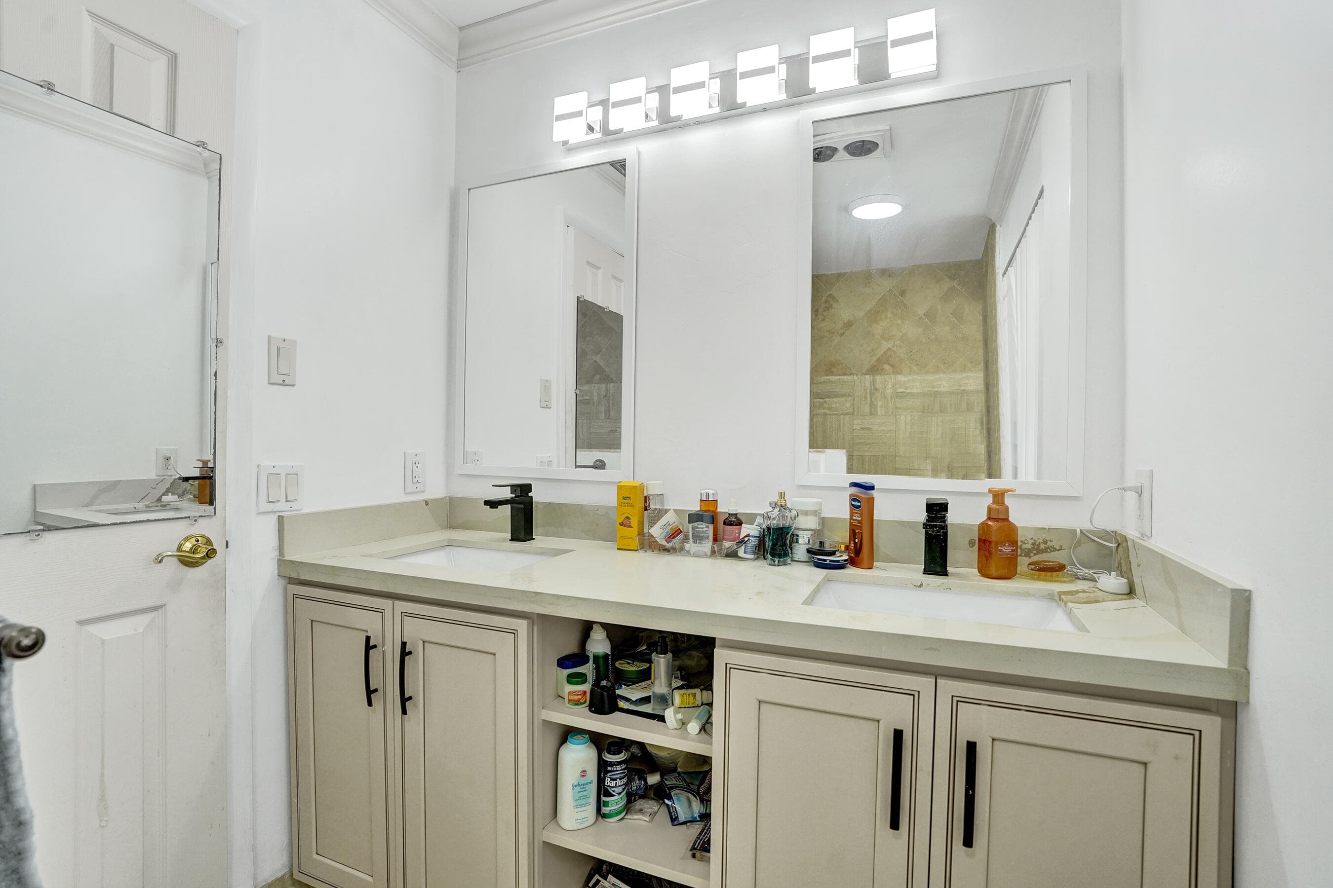 1852 NW 82ND Avenue, Coral Springs, FL 33071 40