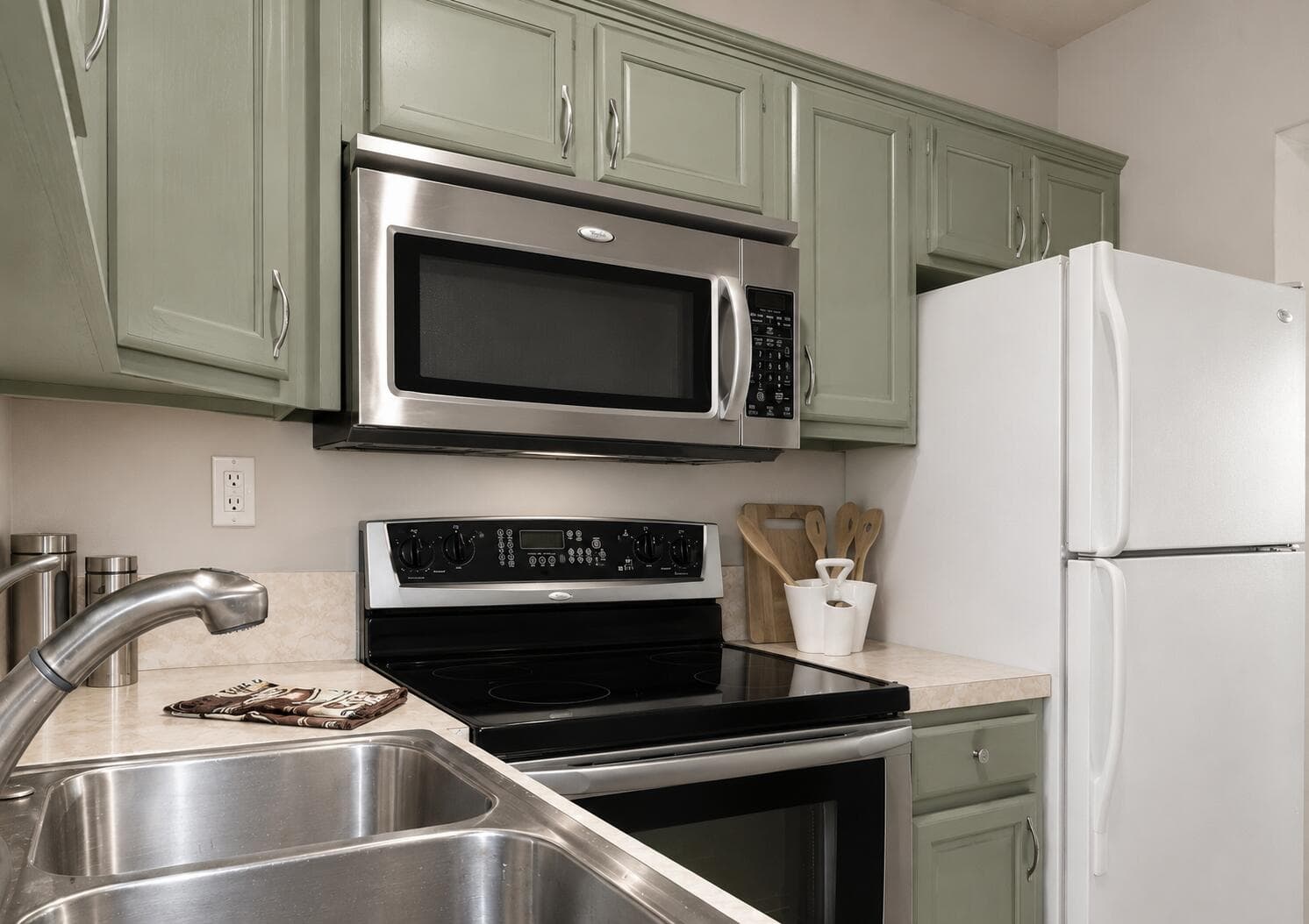 3040 NE 16th Avenue 308, Oakland Park, FL 33334 9