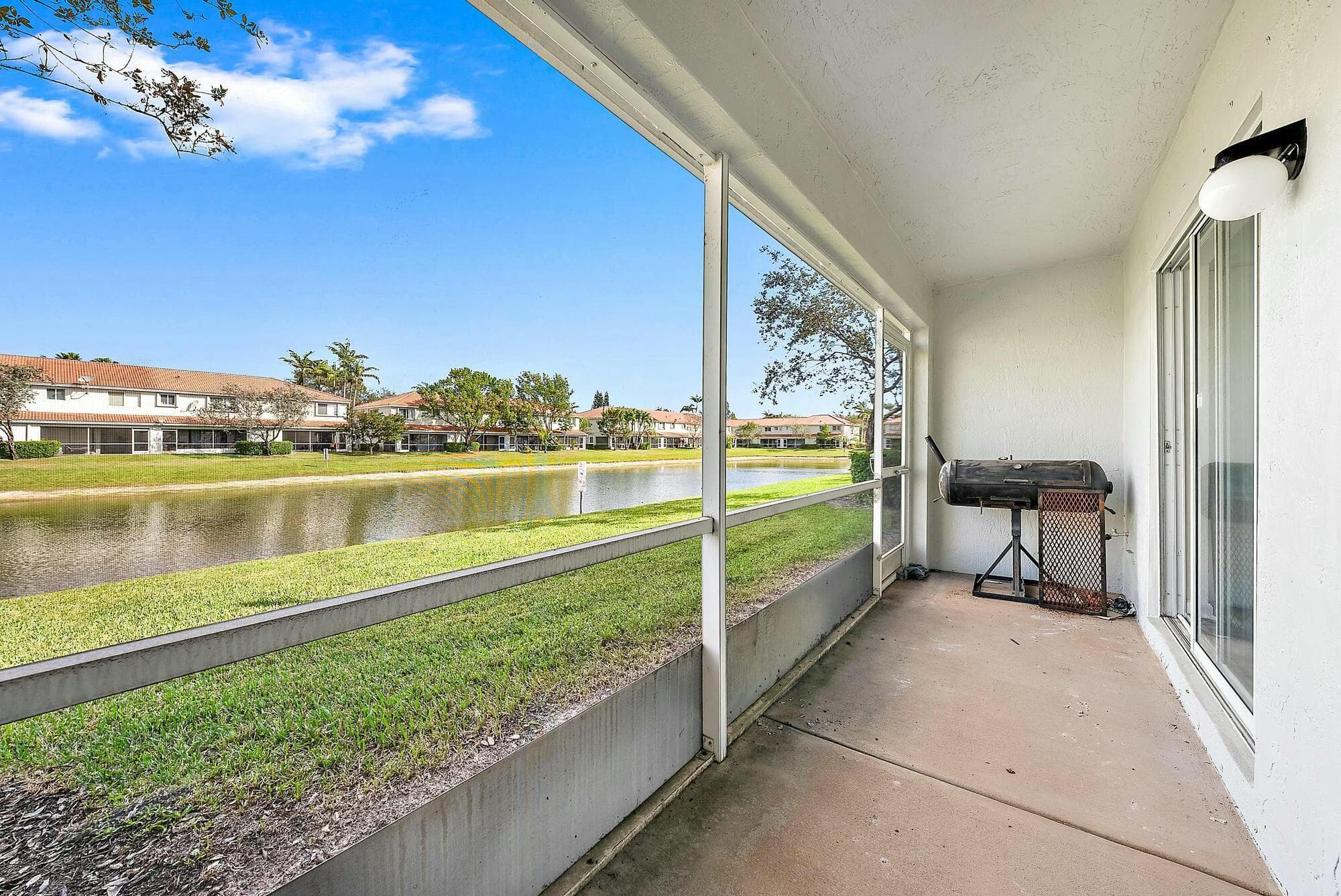 6606 SANDY BANK Terrace, Riviera Beach, FL 33407 11
