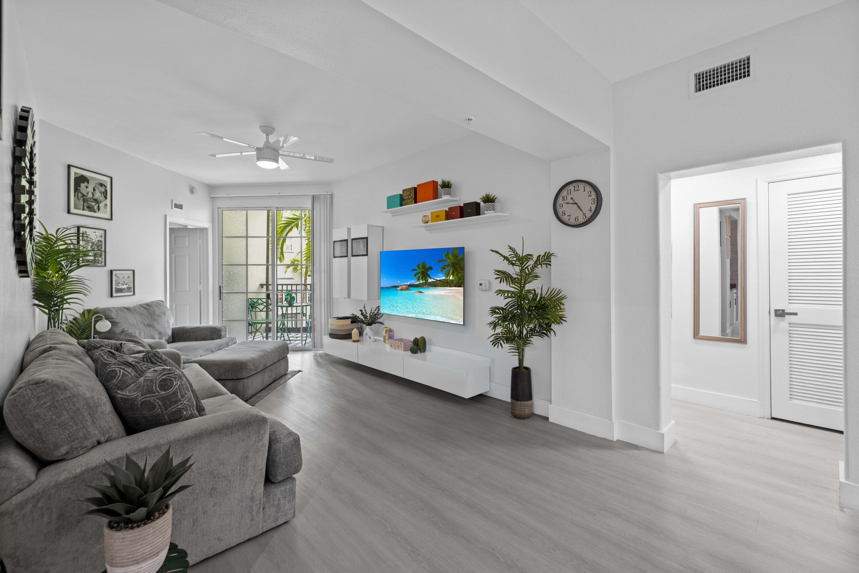 533 NE 3rd Avenue 339, Fort Lauderdale, FL 33301