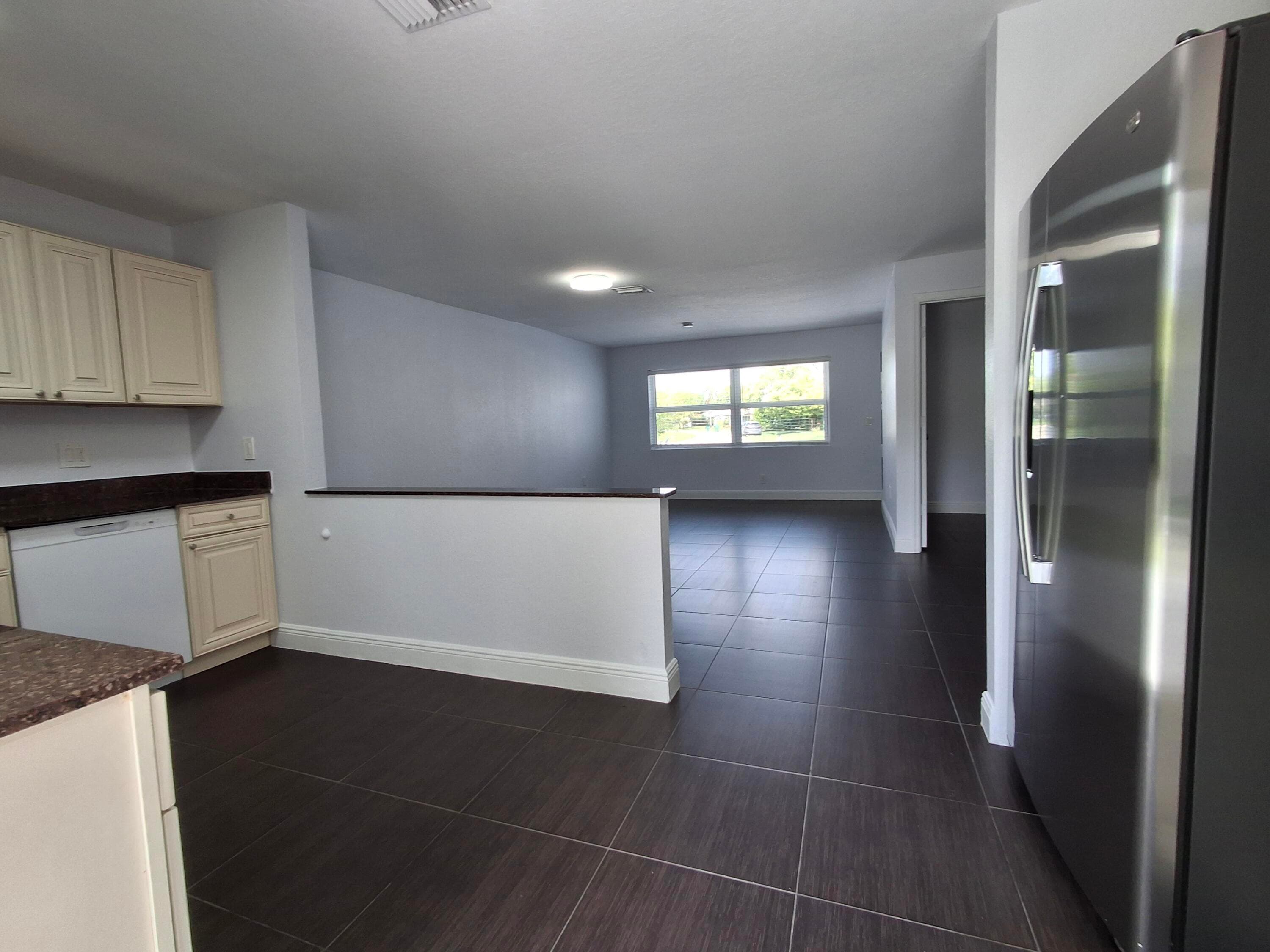 3731 NW 110TH Avenue NW A-B, Coral Springs, FL 33065 5