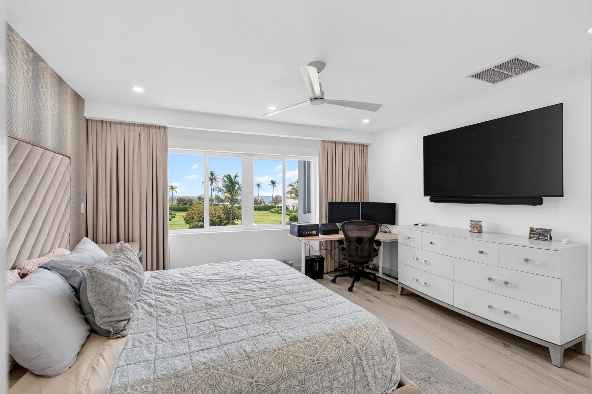 120 N OCEAN Boulevard 203, Delray Beach, FL 33483 32