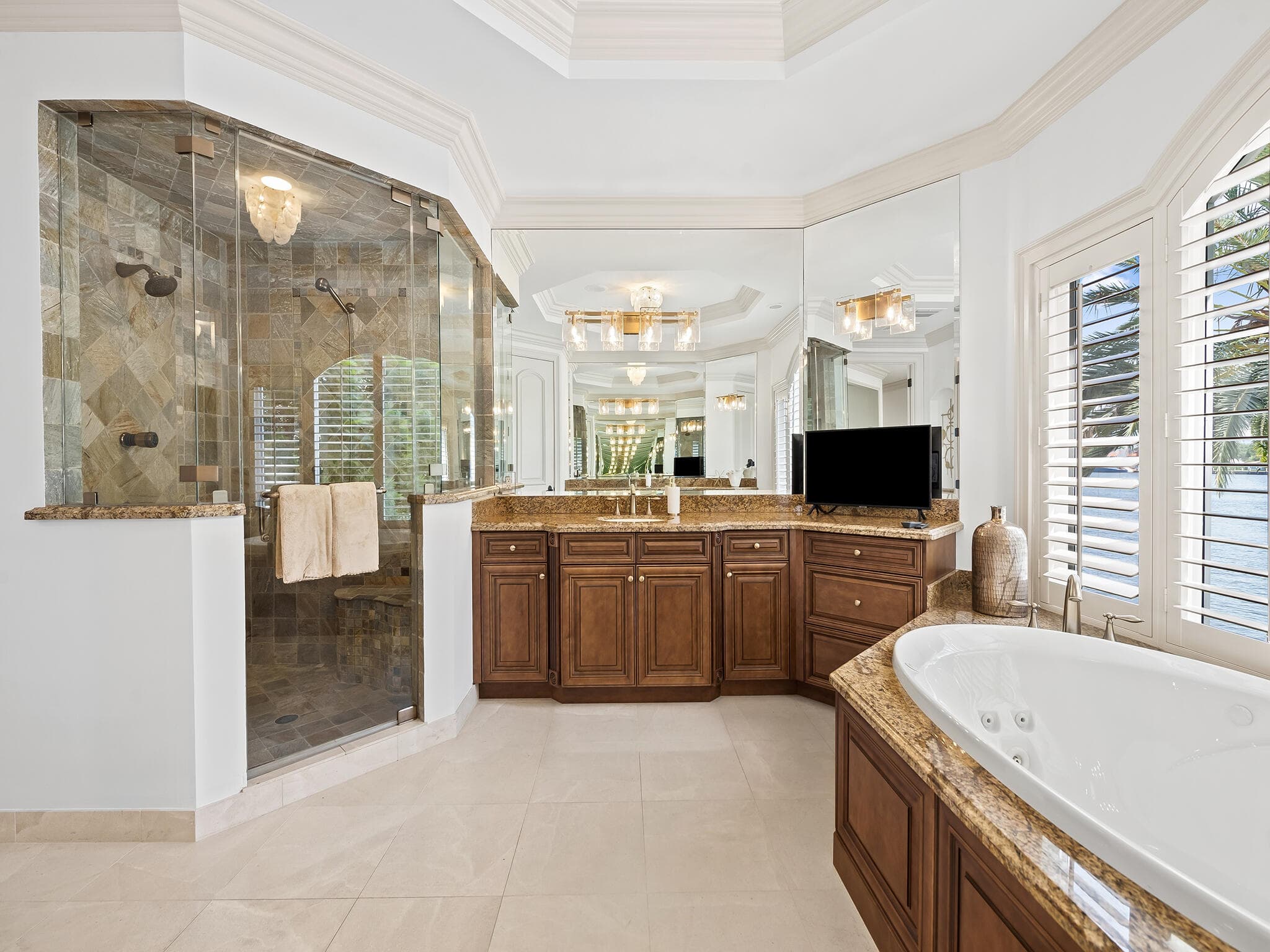 639 Middle River Drive, Fort Lauderdale, FL 33304 24