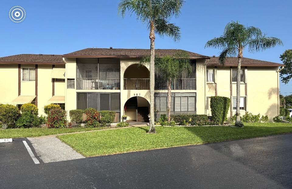 101 LAKE PINE Circle B-2, Greenacres, FL 33463