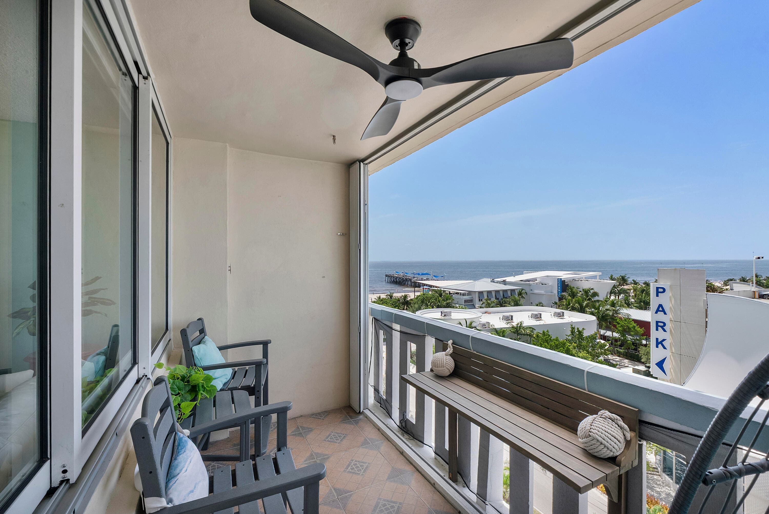 305 N POMPANO BEACH Boulevard 804, Pompano Beach, FL 33062 27
