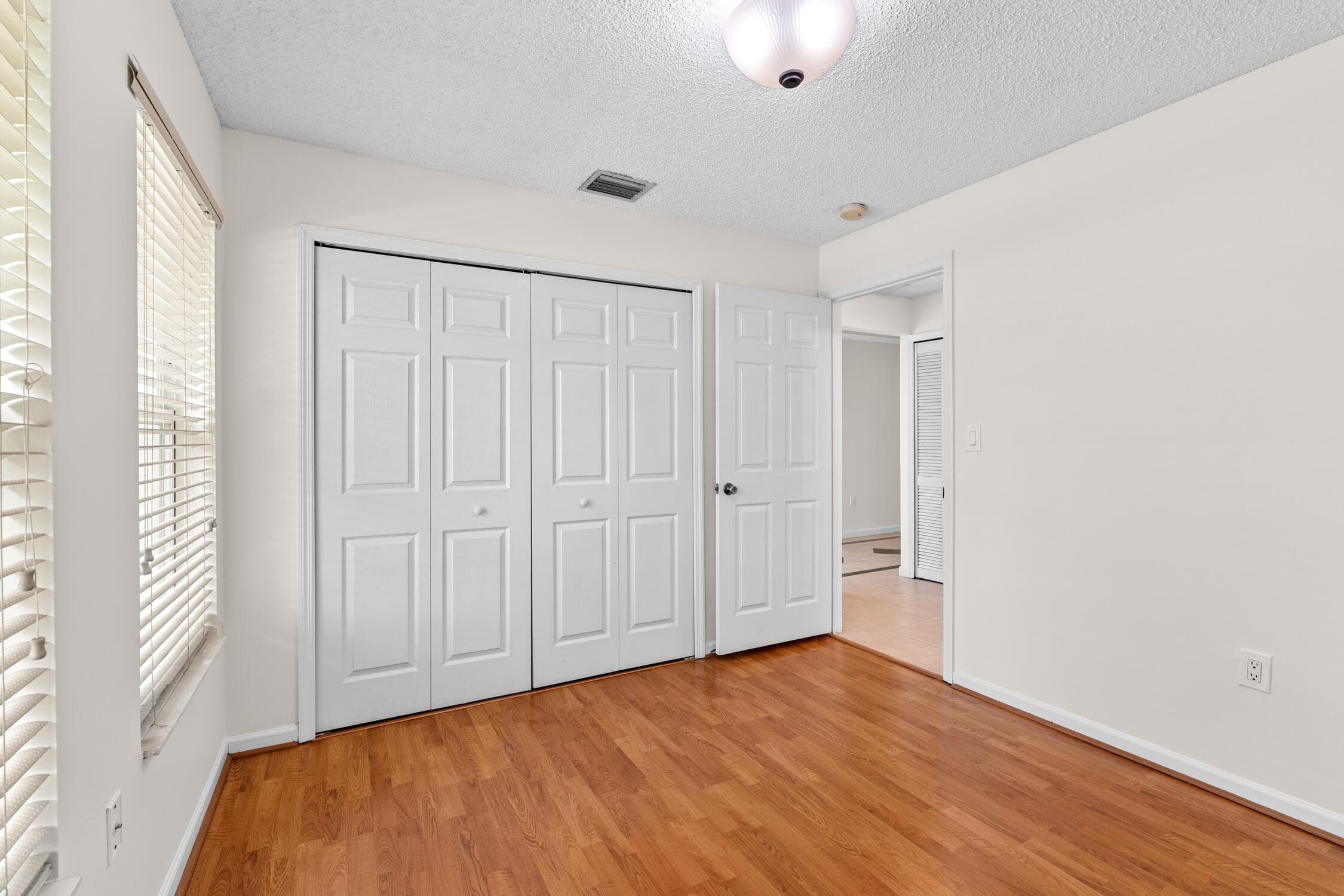 376 E Royal Cove Circle, Davie, FL 33325 37