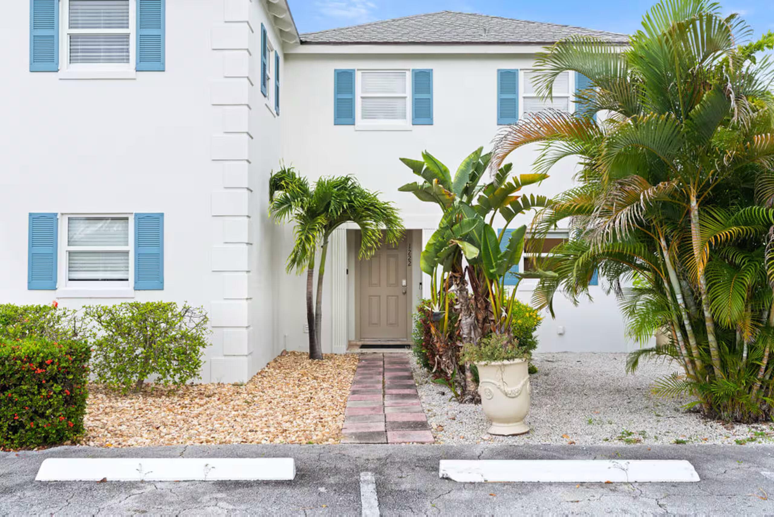 1216 Surf Road, Singer Island, FL 33404 2