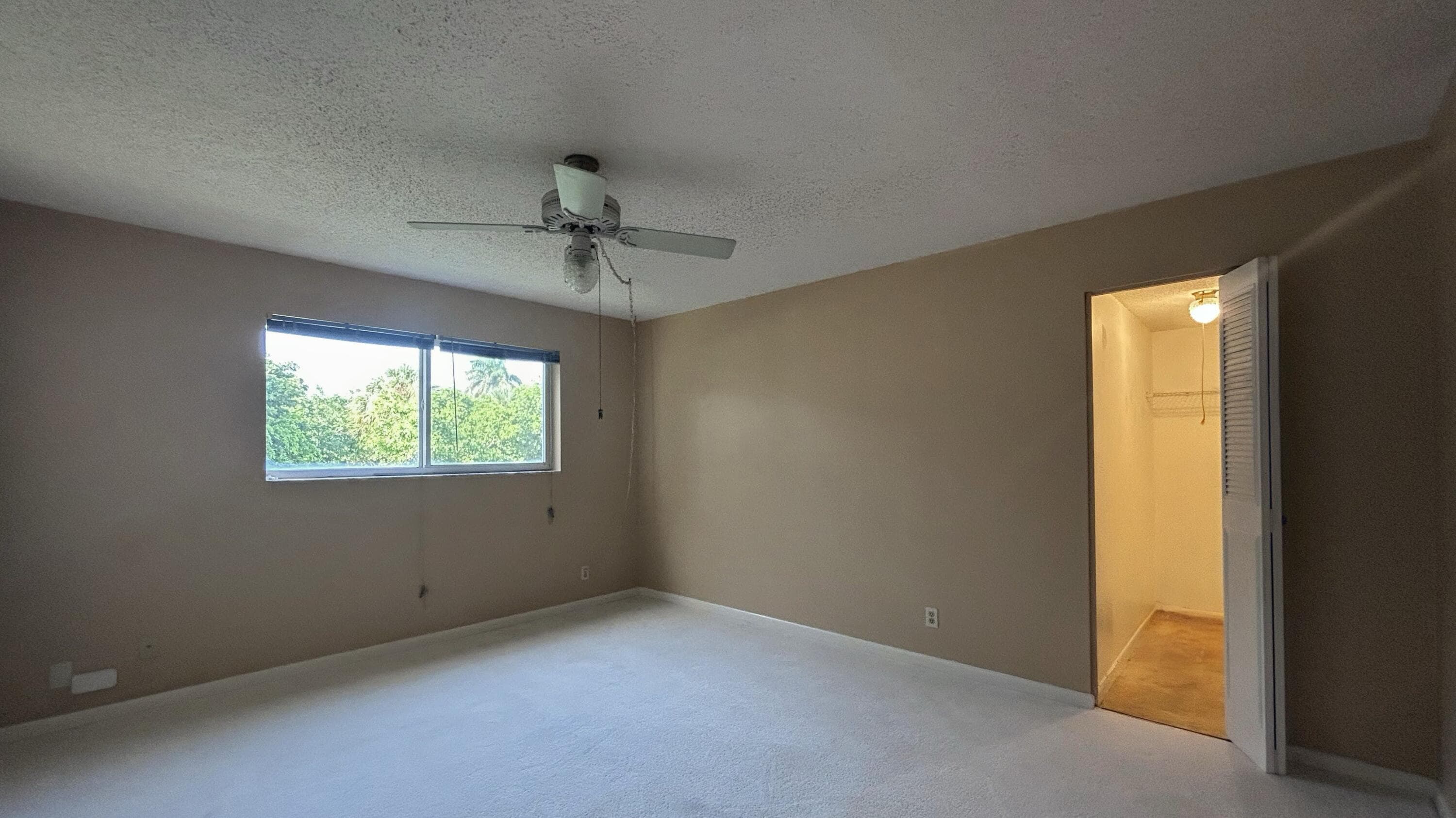 21 Colonial Club Drive 202, Boynton Beach, FL 33435 22