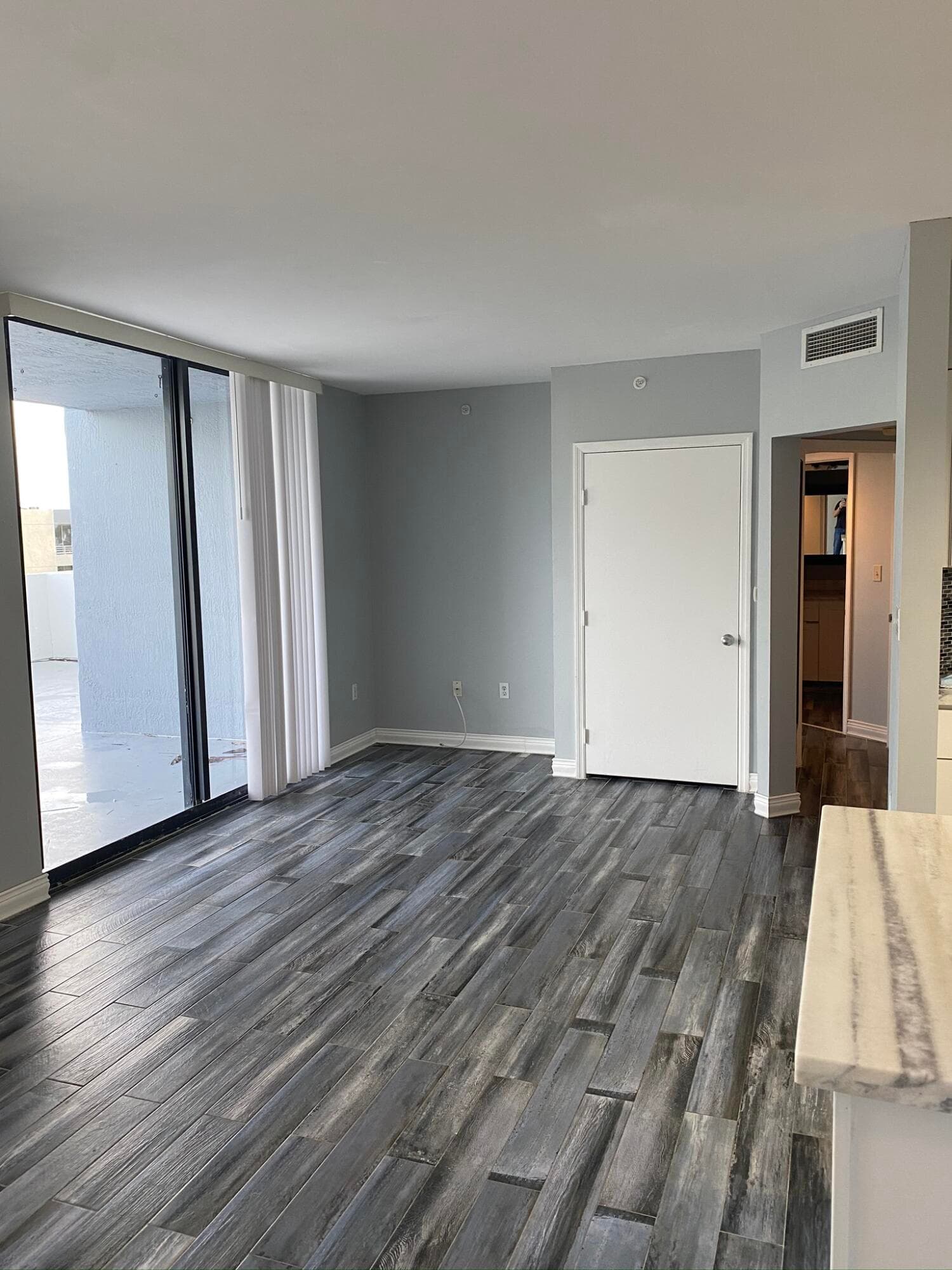 1330 WEST Avenue 403, Miami Beach, FL 33139 3