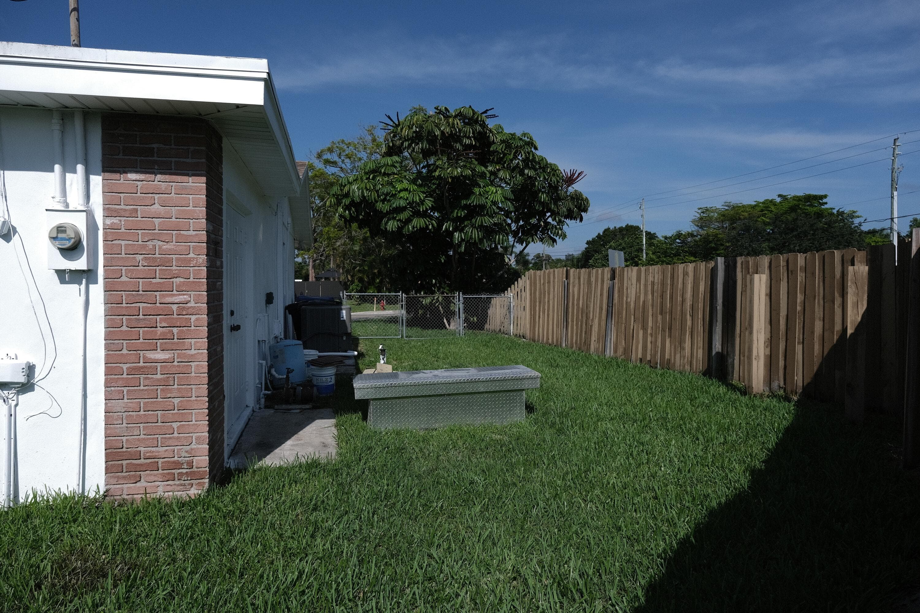 980 Woodland Avenue, West Palm Beach, FL 33415 22