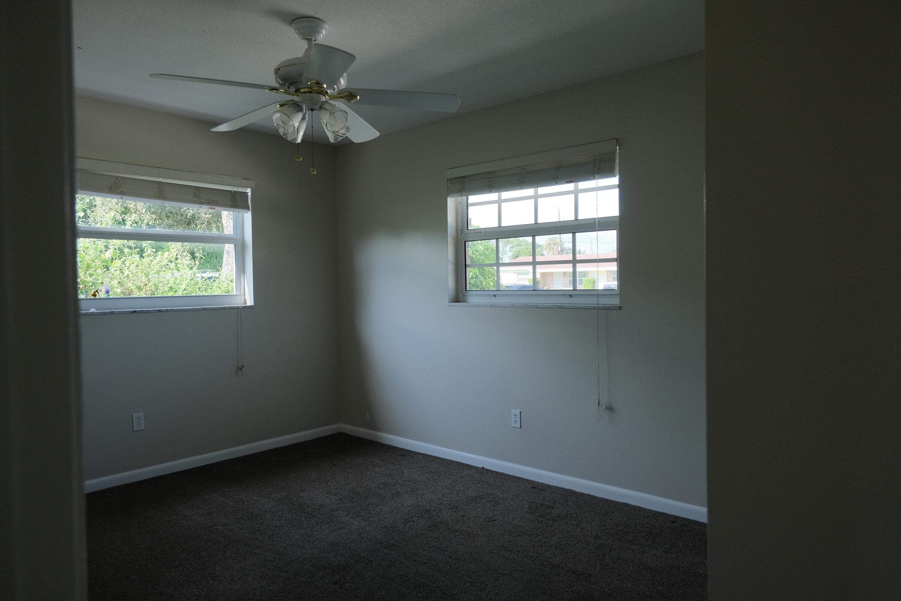 980 Woodland Avenue, West Palm Beach, FL 33415 14