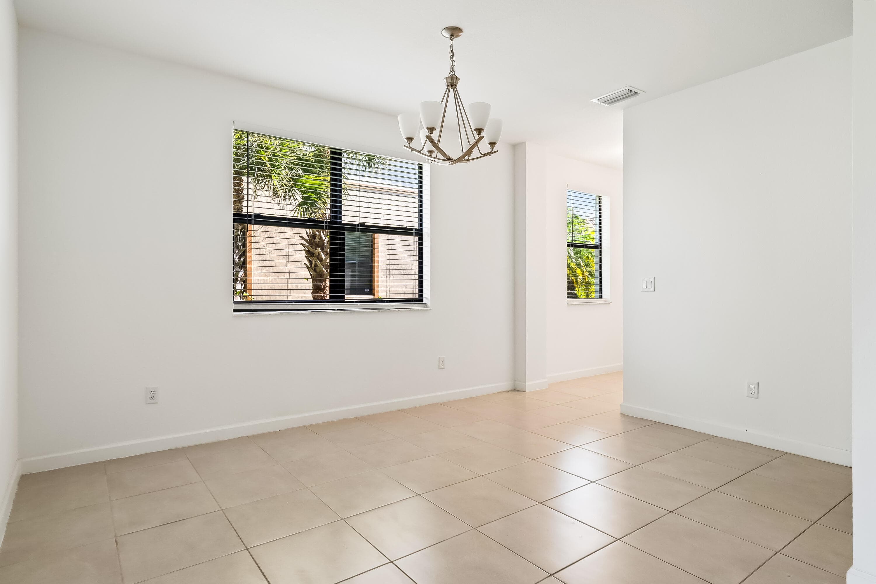 5323 SANTA MARIA Avenue, Boynton Beach, FL 33436 5