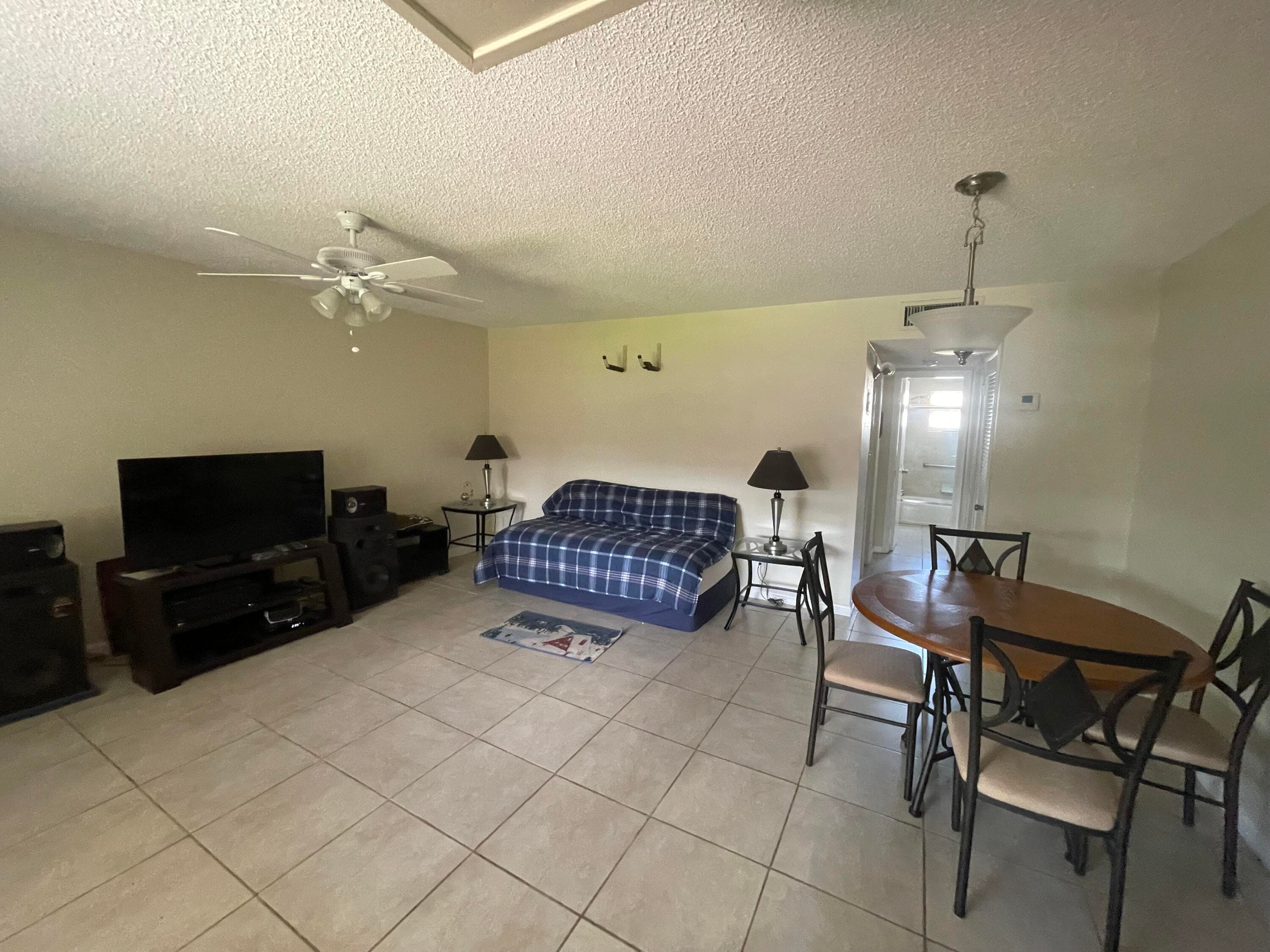 5300 WASHINGTON Street P234, Hollywood, FL 33021 4